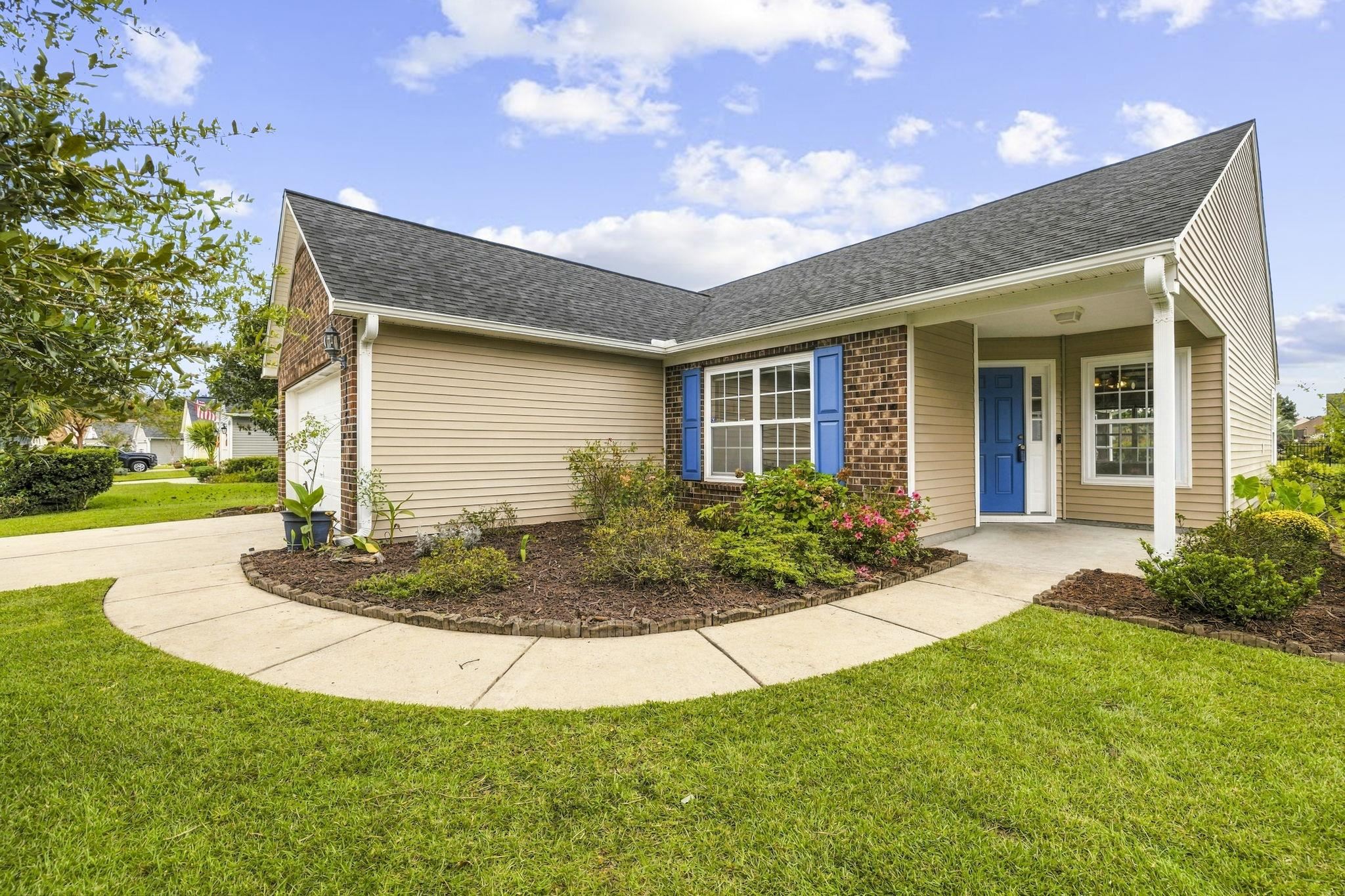 175 Tibton Circle Property Photo 1