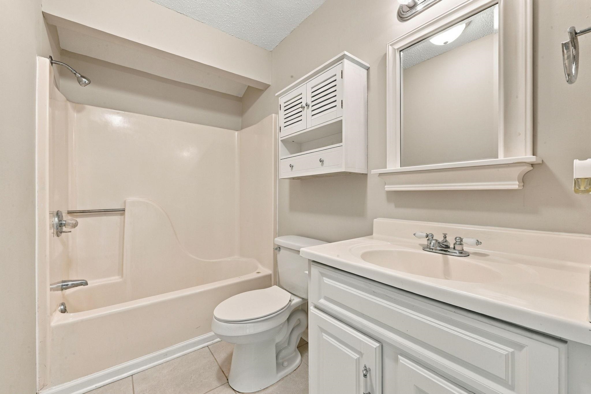 9712 Ashley Ln. Property Photo 17