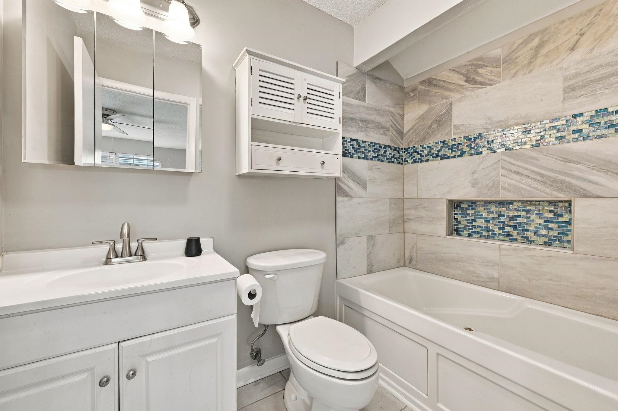 9712 Ashley Ln. Property Photo 23