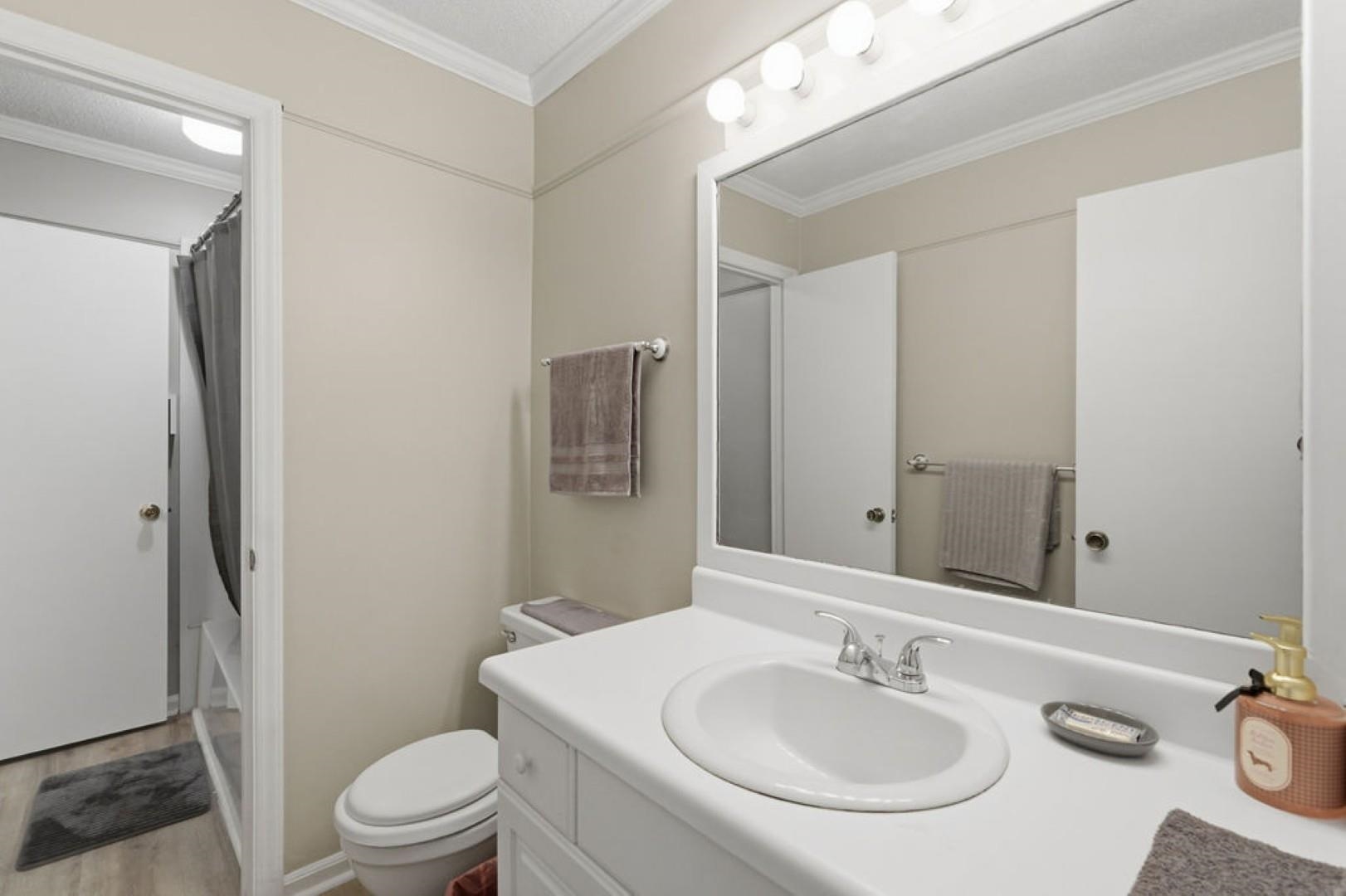 10301 N Kings Hwy. Property Photo 27