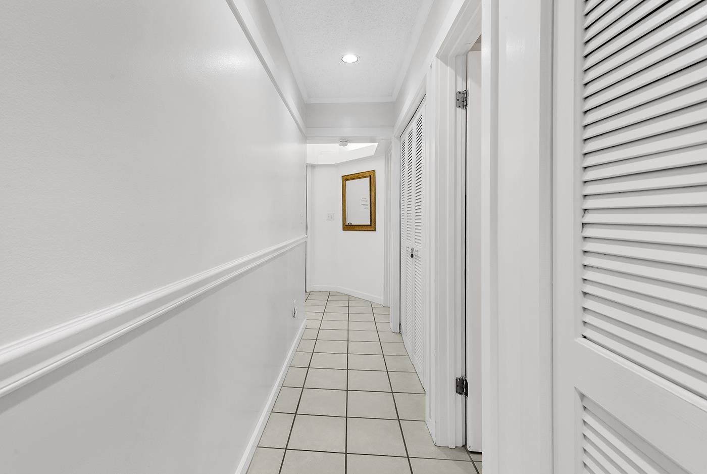 415 Ocean Creek Dr. Property Photo 19