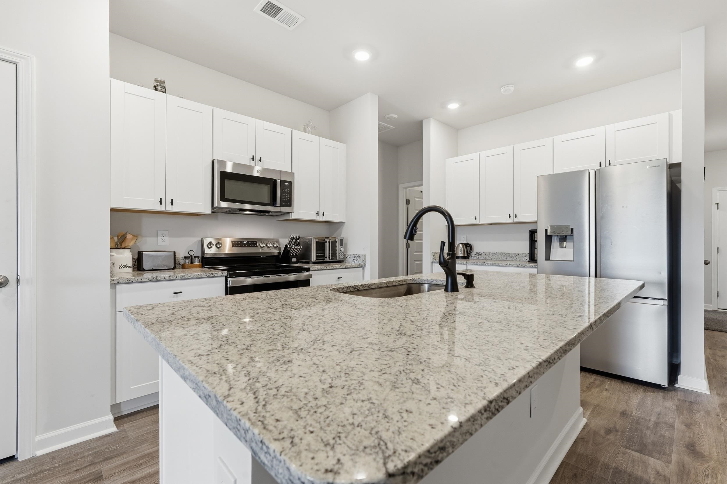 428 Ribbon Rail Way Property Photo 9