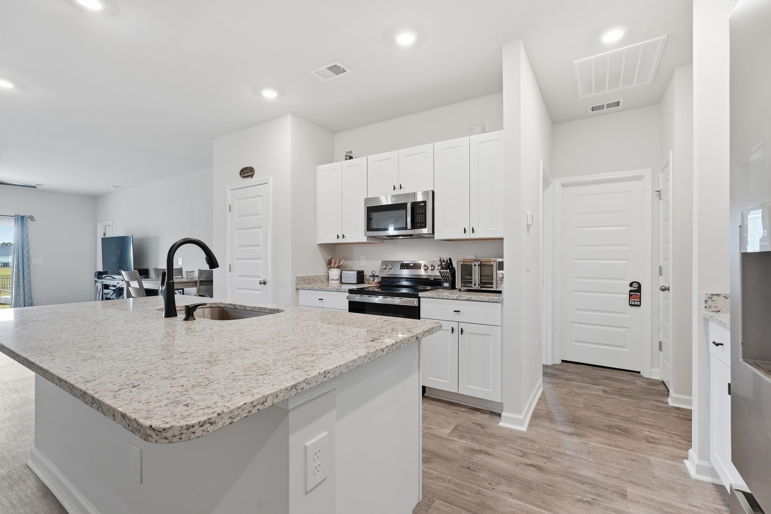 428 Ribbon Rail Way Property Photo 13
