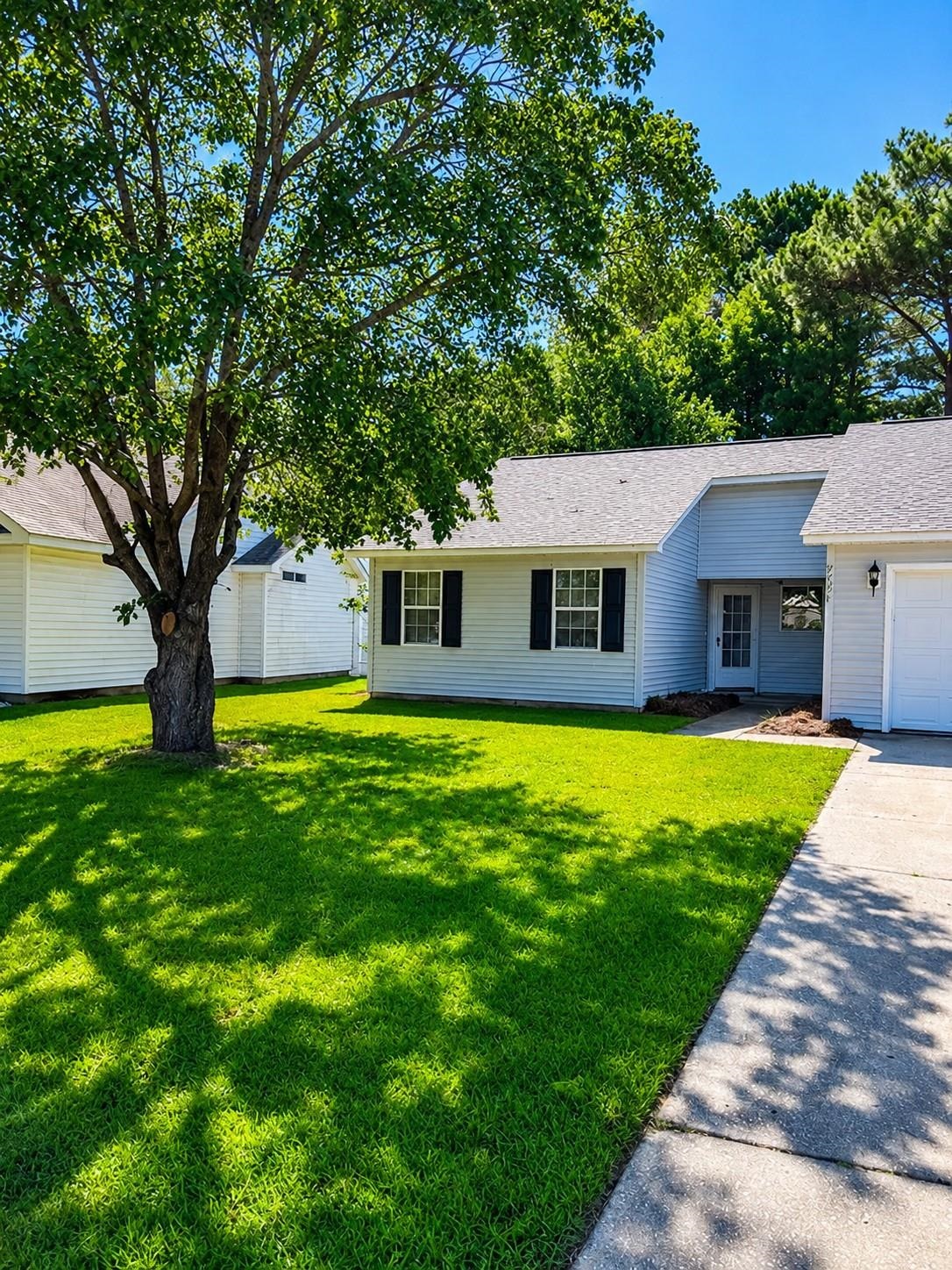9668 Middleton Ct. Property Photo 2