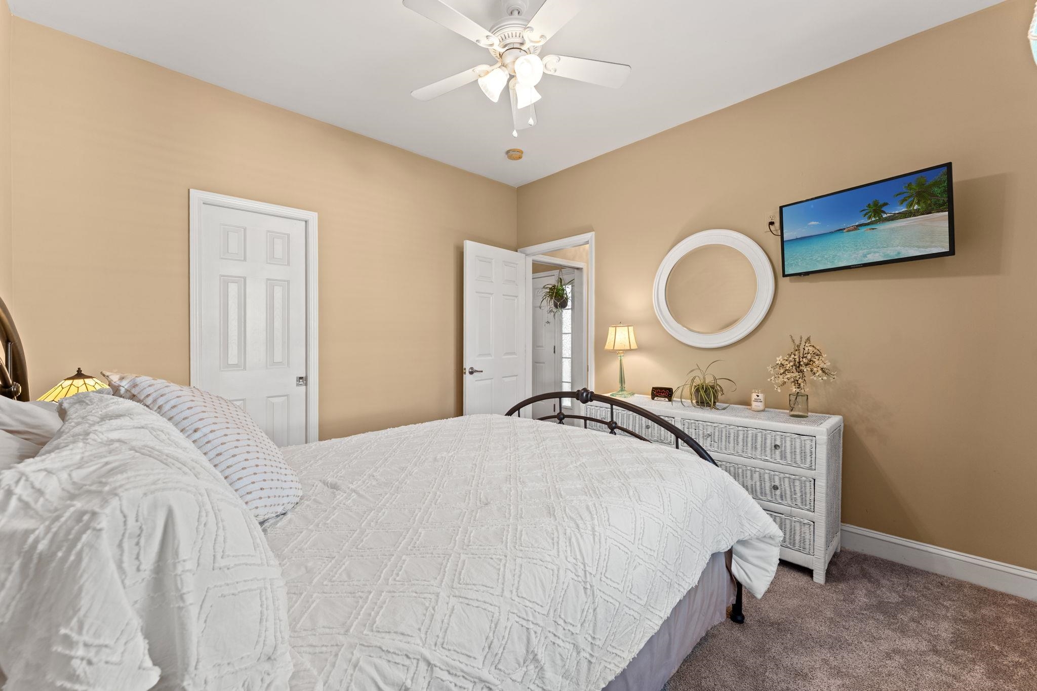 8113 Moonstruck Ct. Property Photo 16