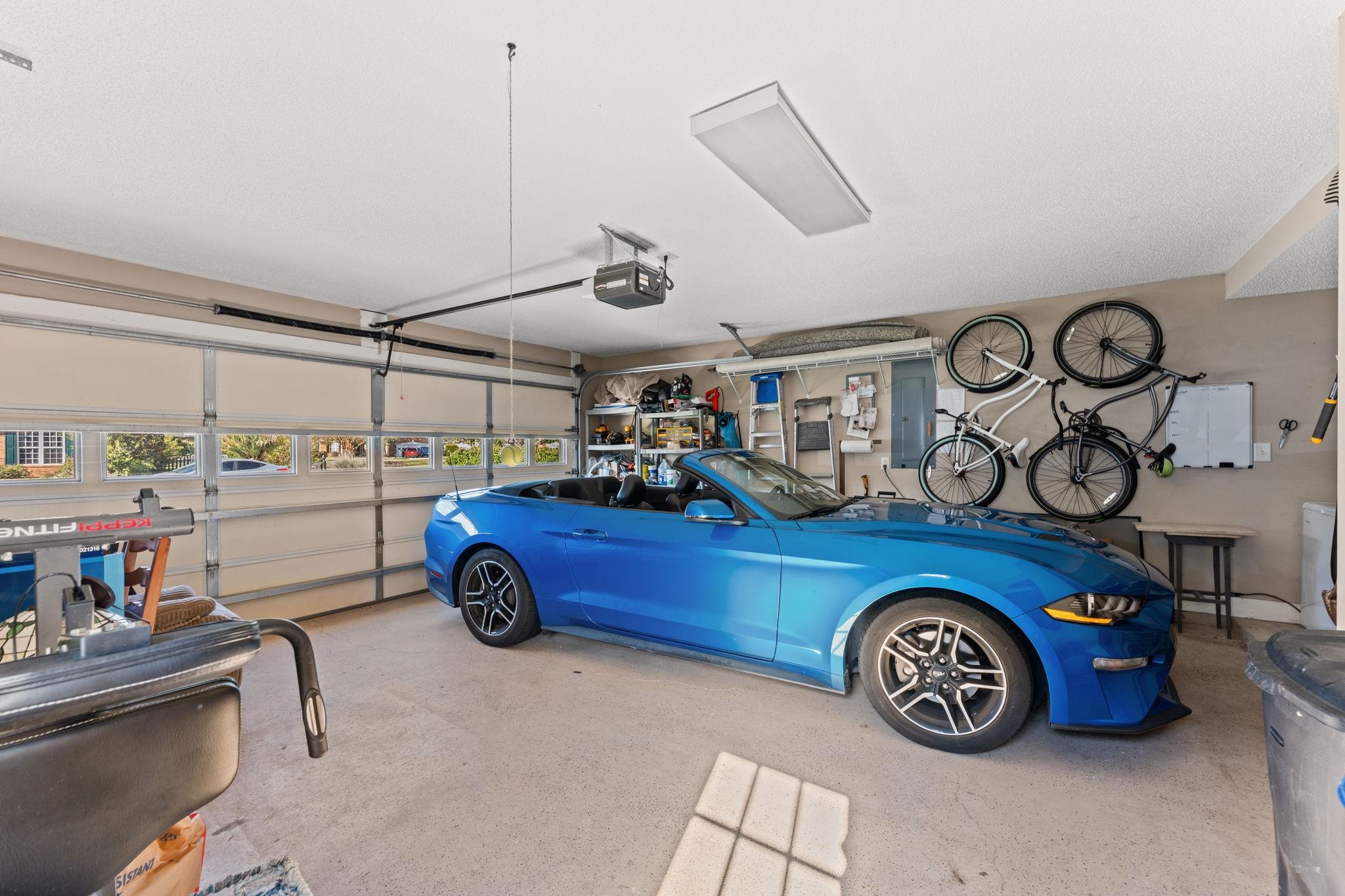 8113 Moonstruck Ct. Property Photo 23