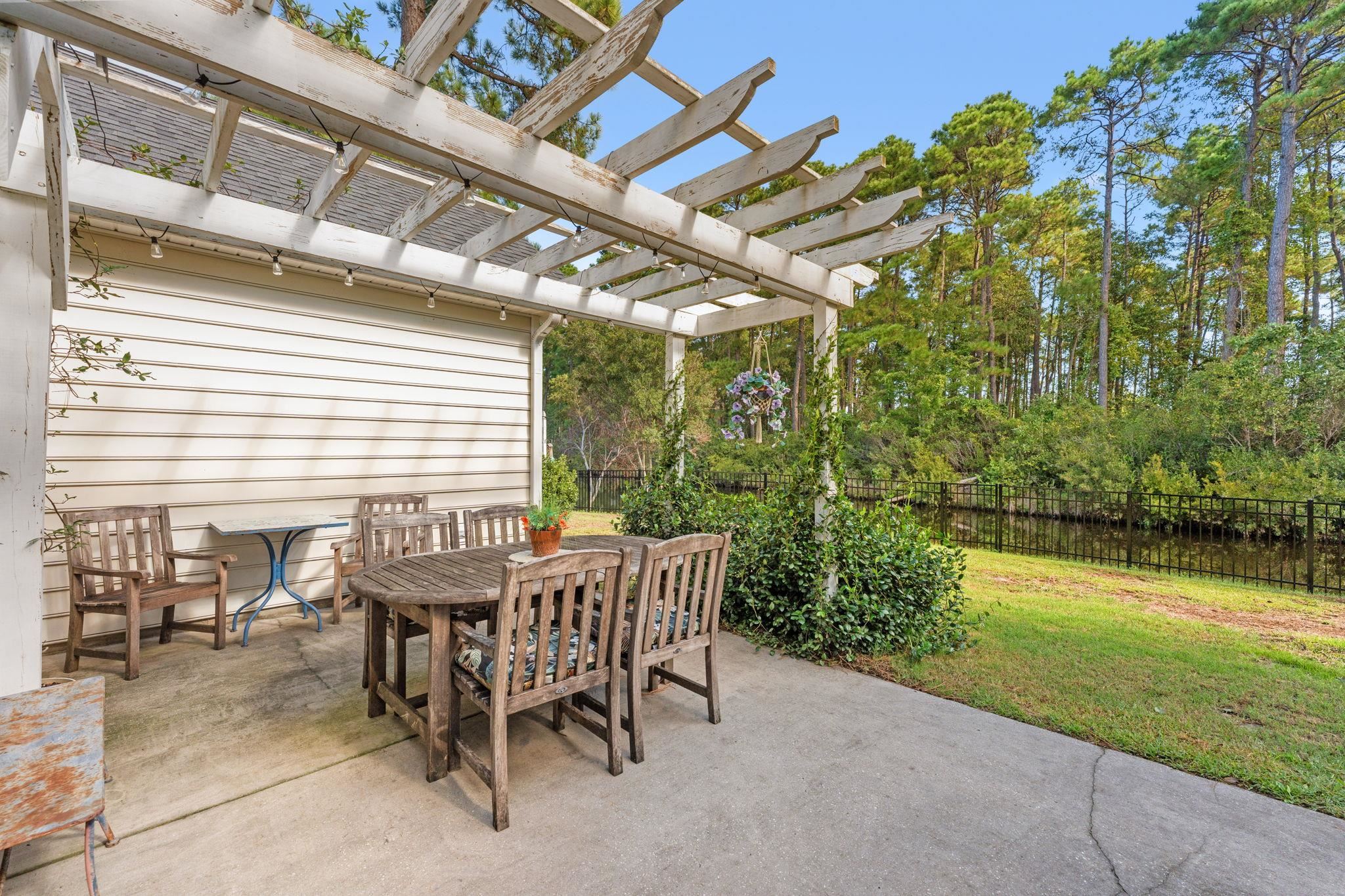 8113 Moonstruck Ct. Property Photo 24