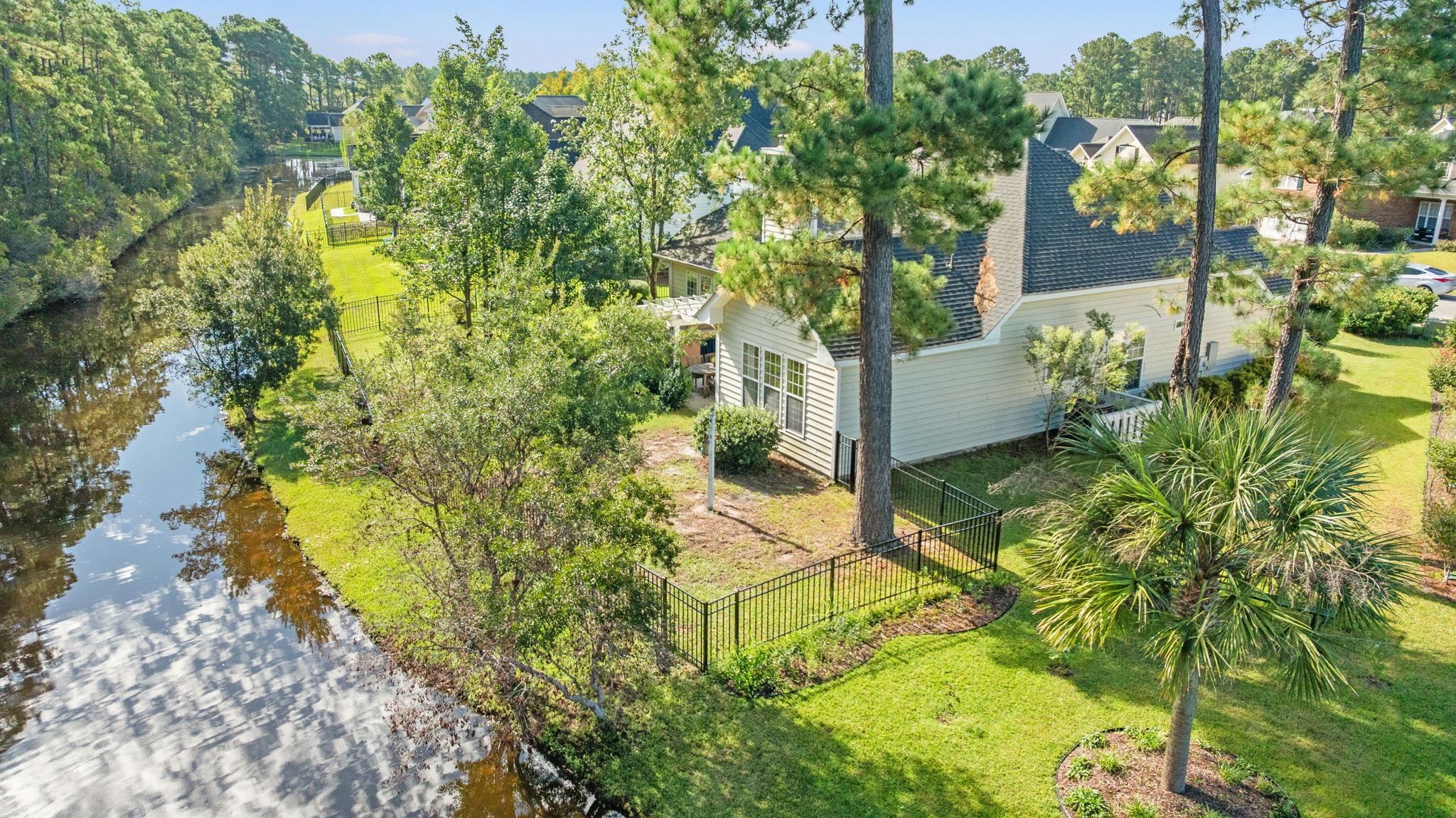 8113 Moonstruck Ct. Property Photo 31