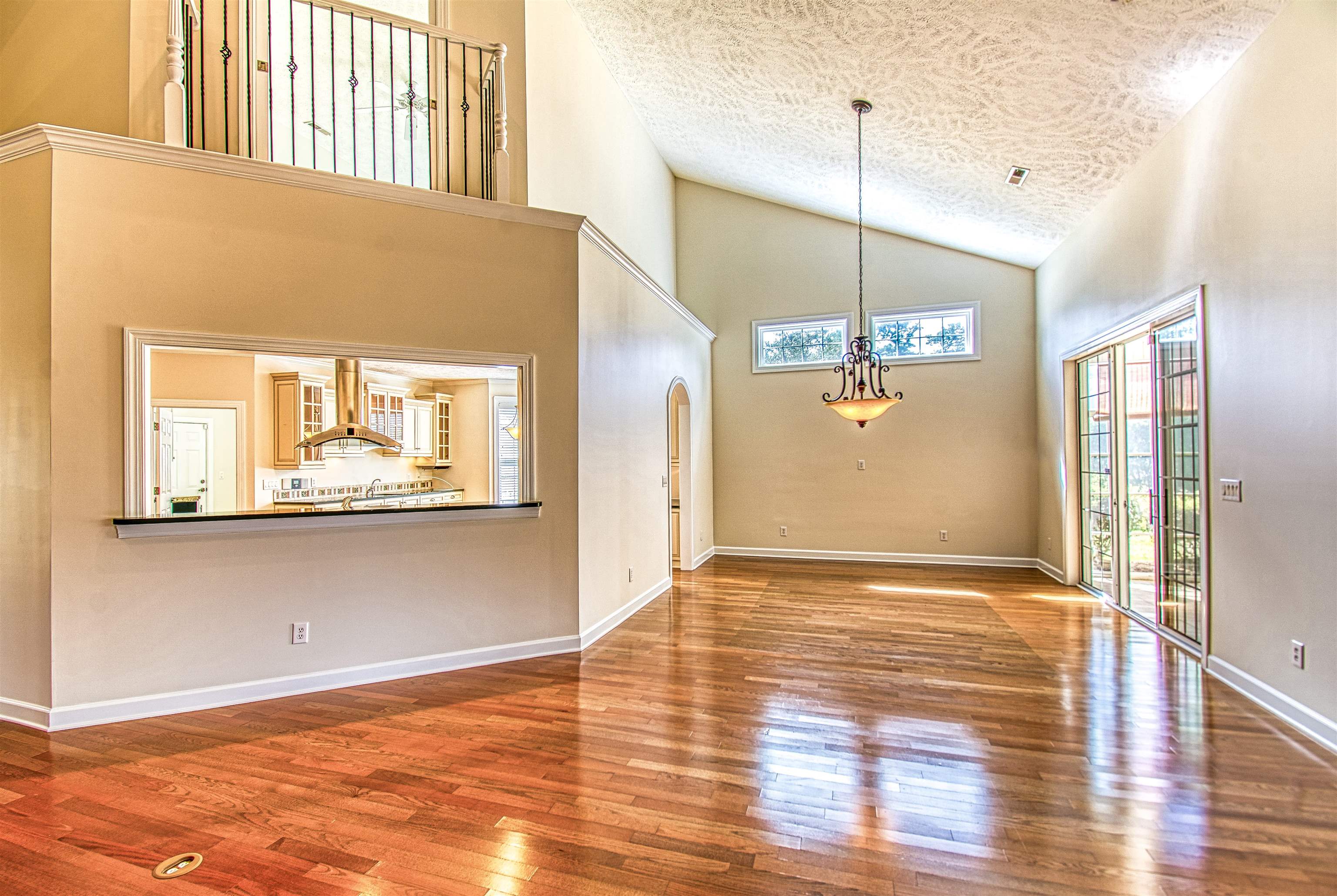 1201 Harrogate Ct. Property Photo 6