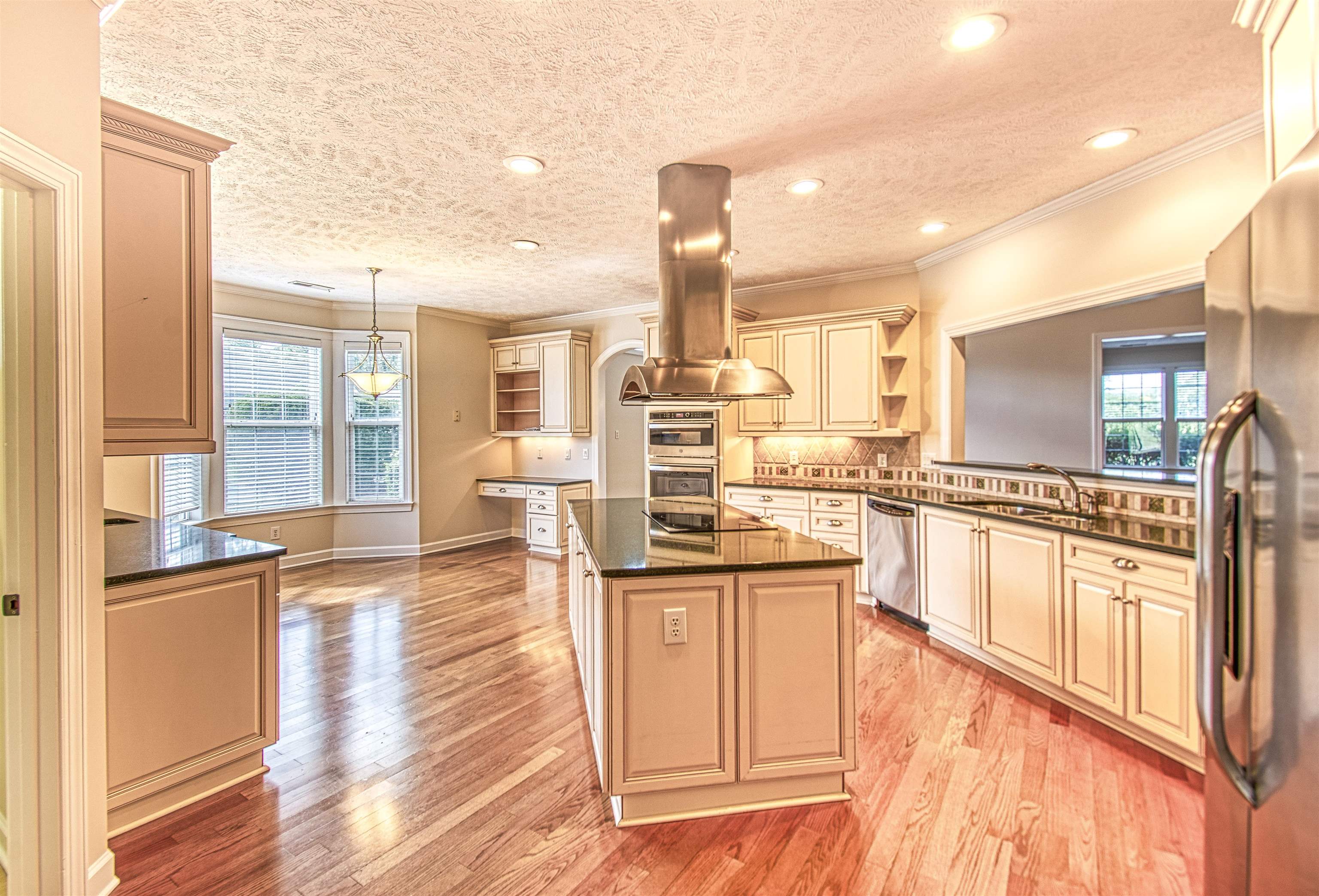 1201 Harrogate Ct. Property Photo 11
