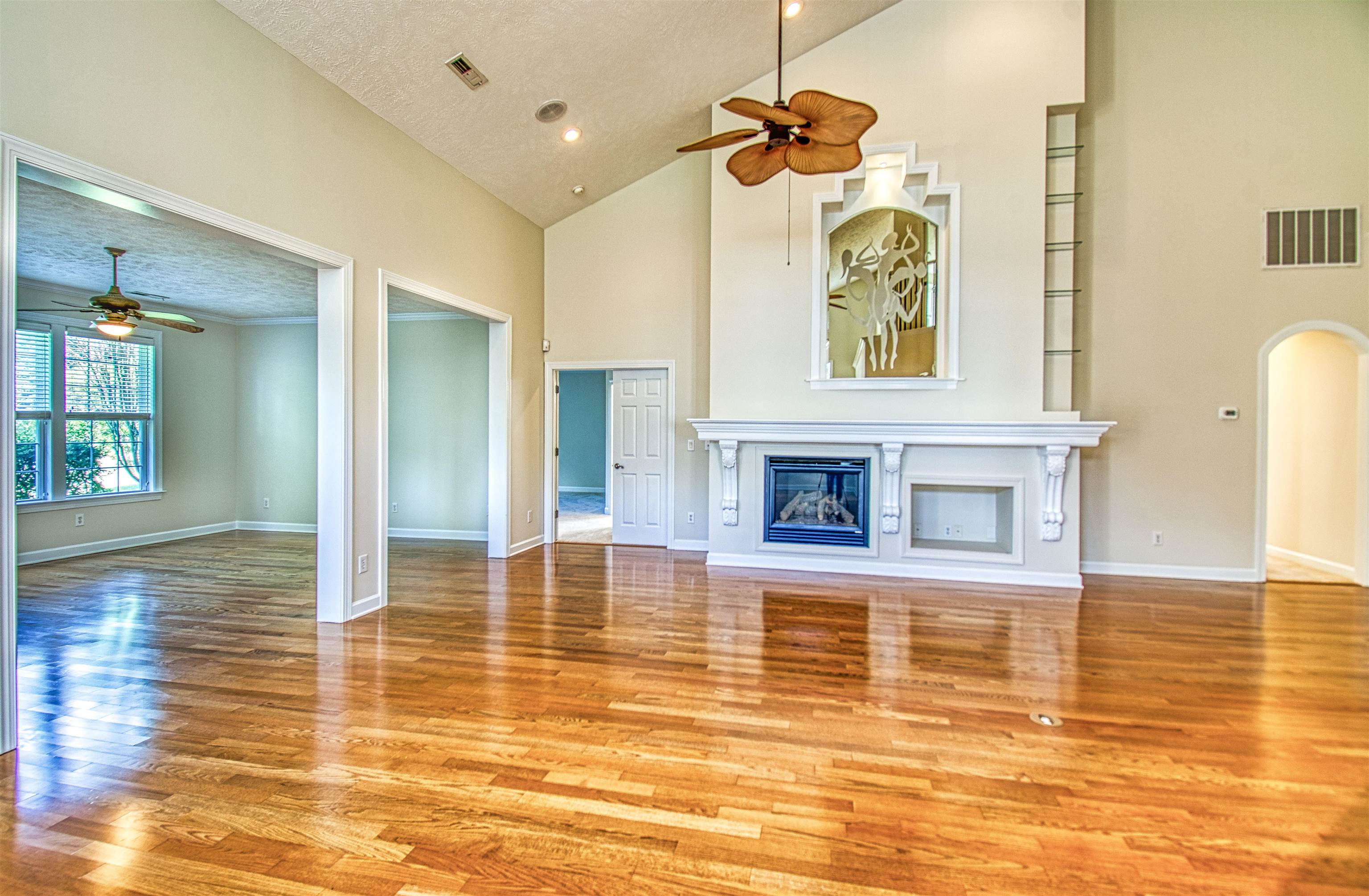 1201 Harrogate Ct. Property Photo 13