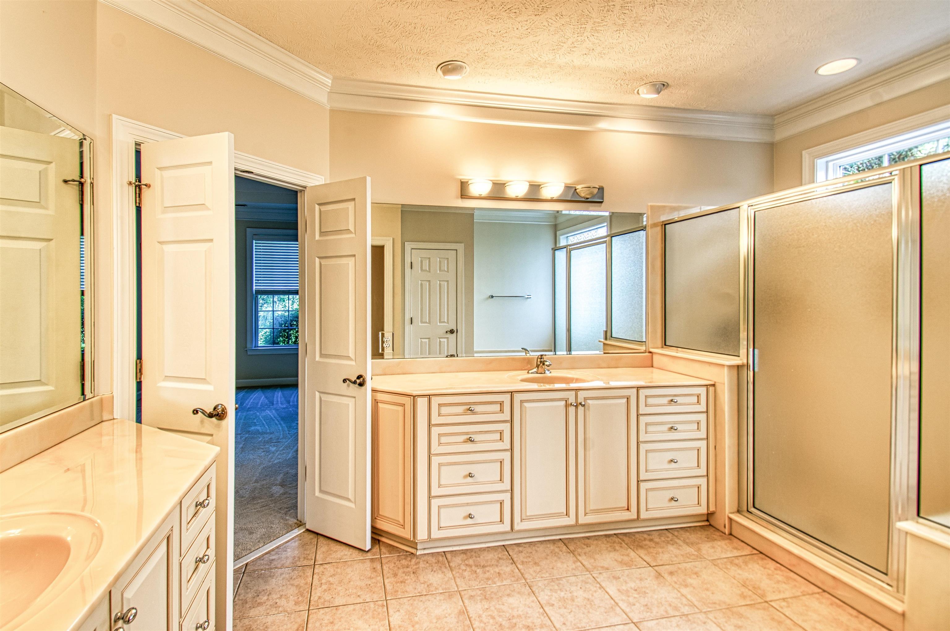 1201 Harrogate Ct. Property Photo 18
