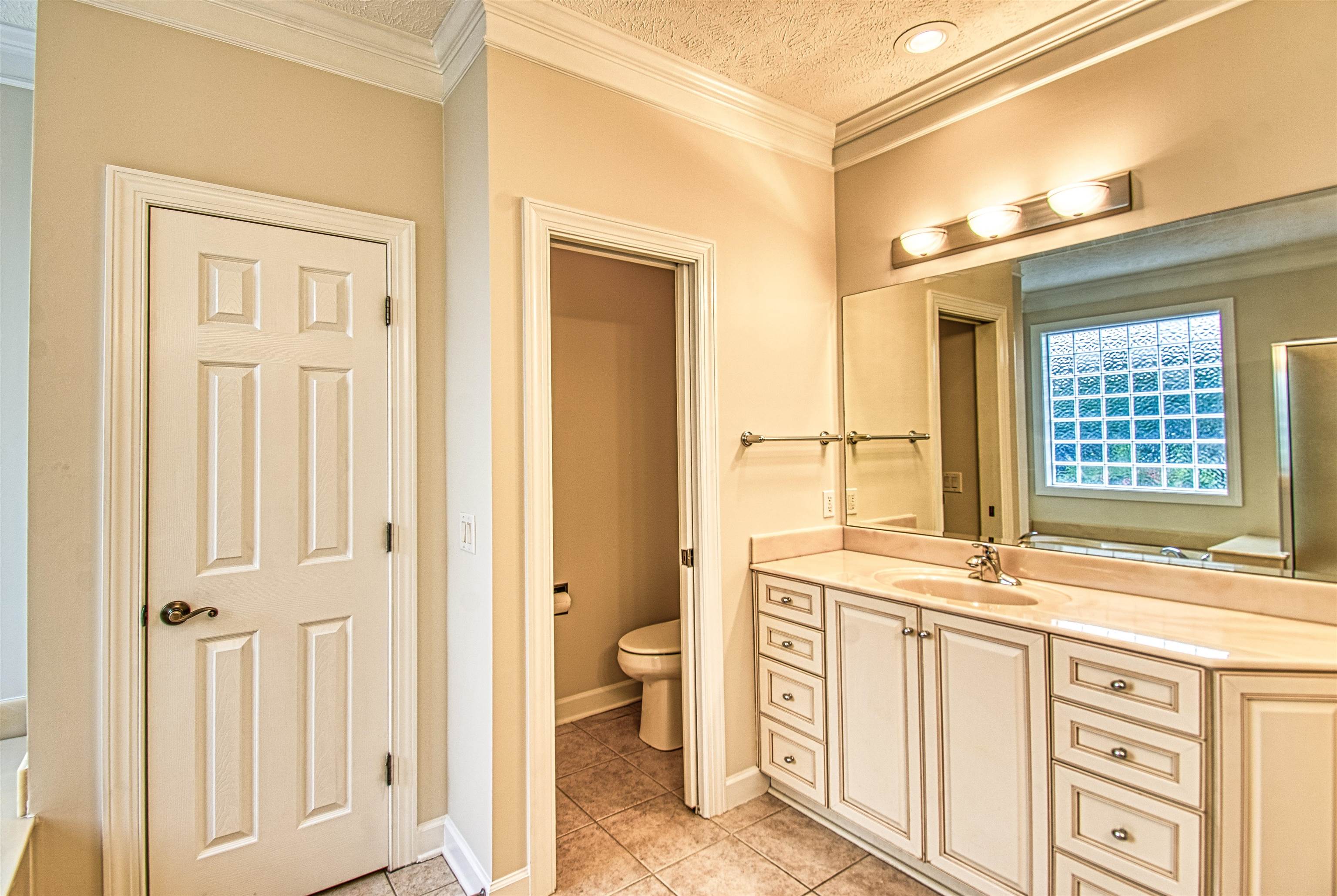 1201 Harrogate Ct. Property Photo 20