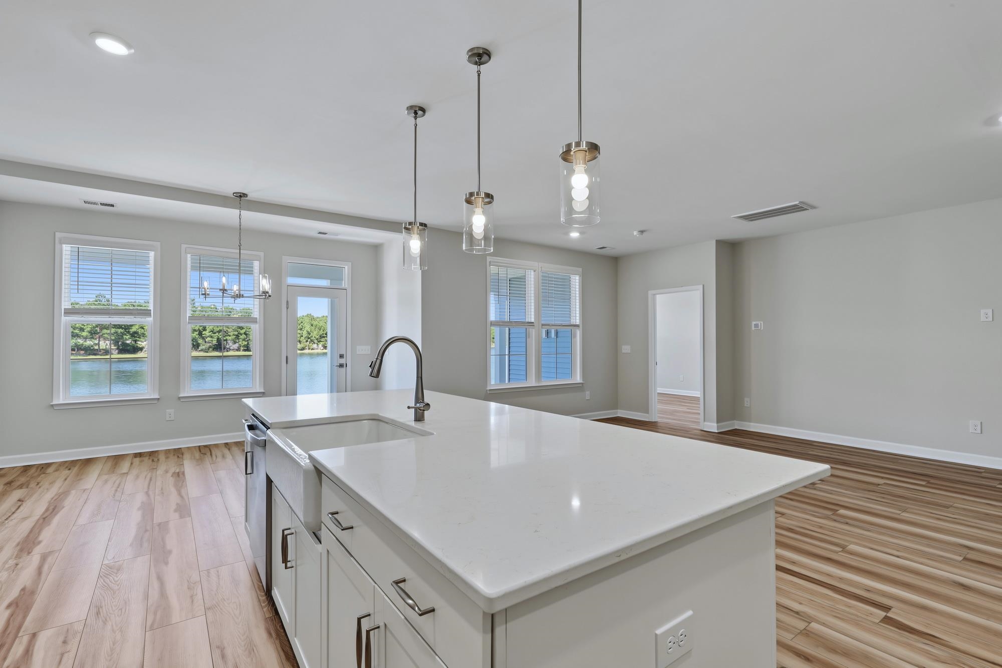 212 Field Dr Property Photo 18