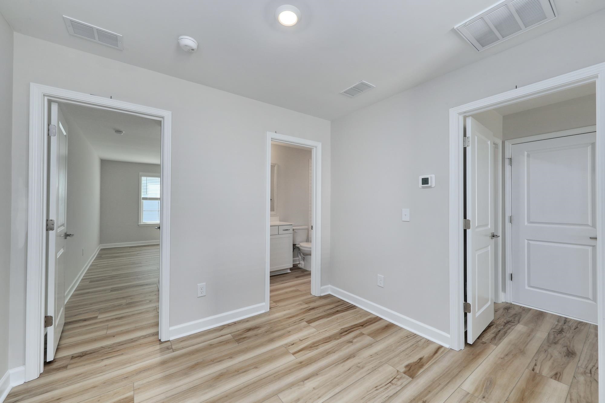212 Field Dr Property Photo 37