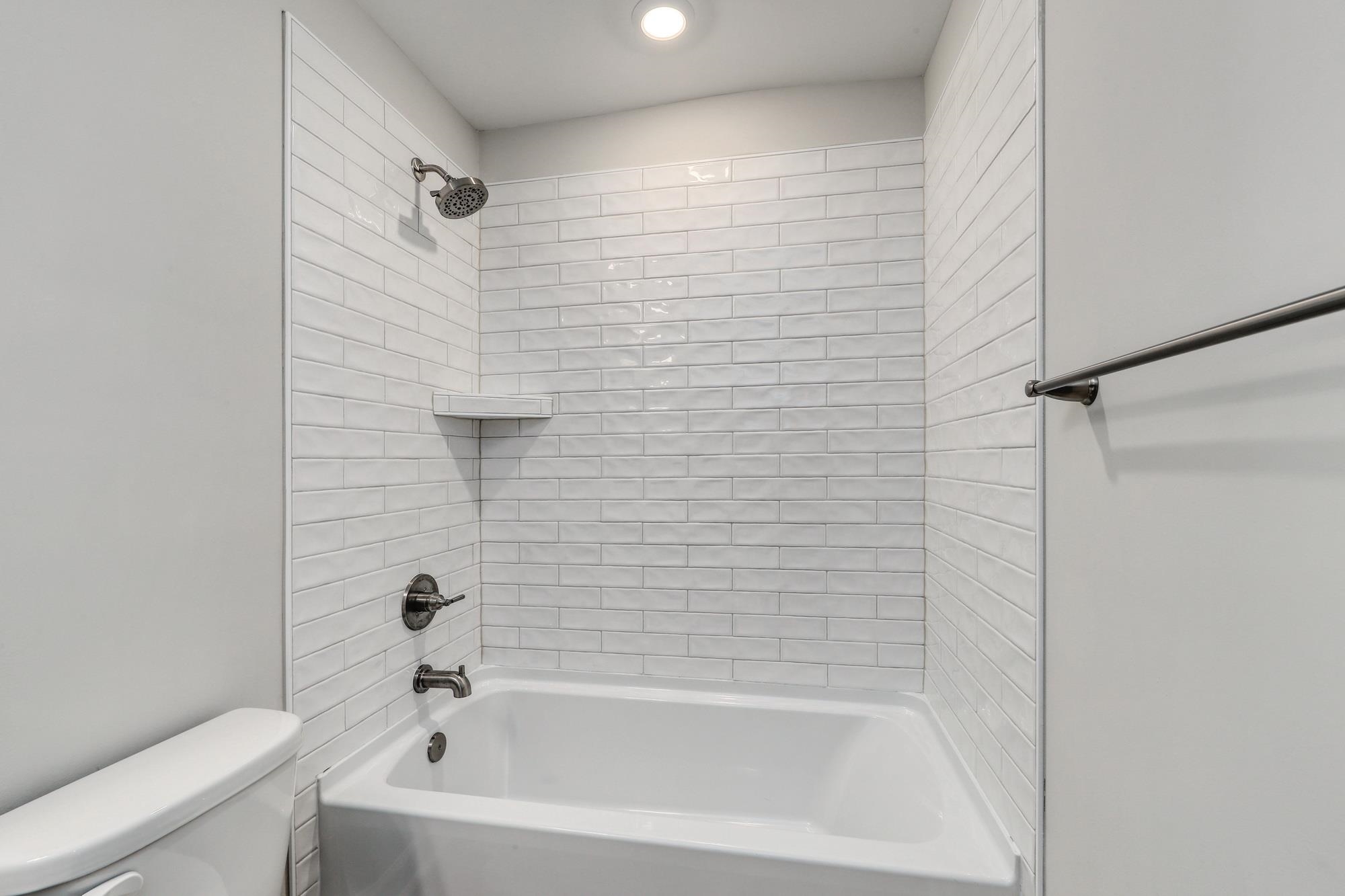 212 Field Dr Property Photo 39