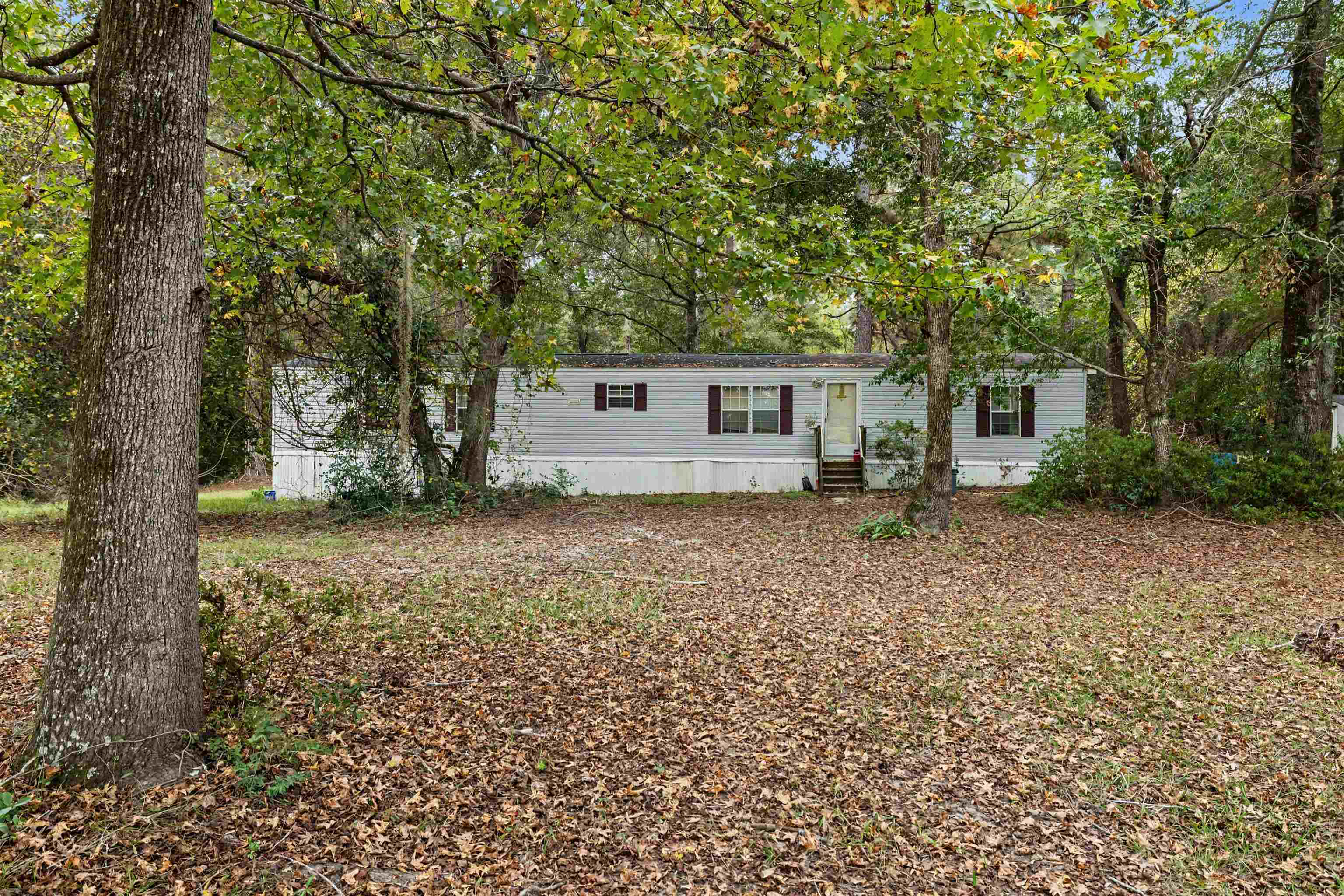 1068 Old River Rd. Property Photo 1