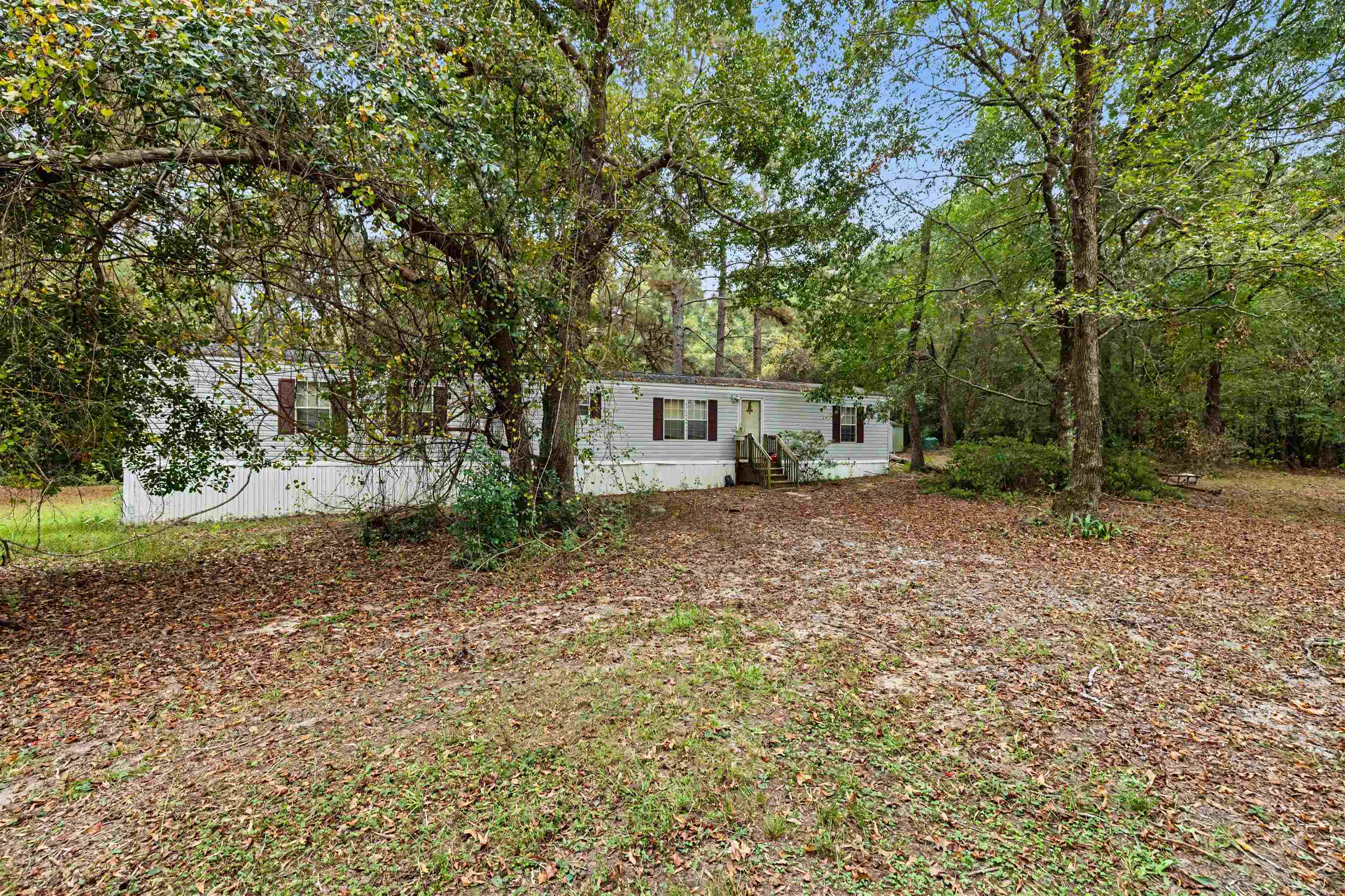 1068 Old River Rd. Property Photo 2