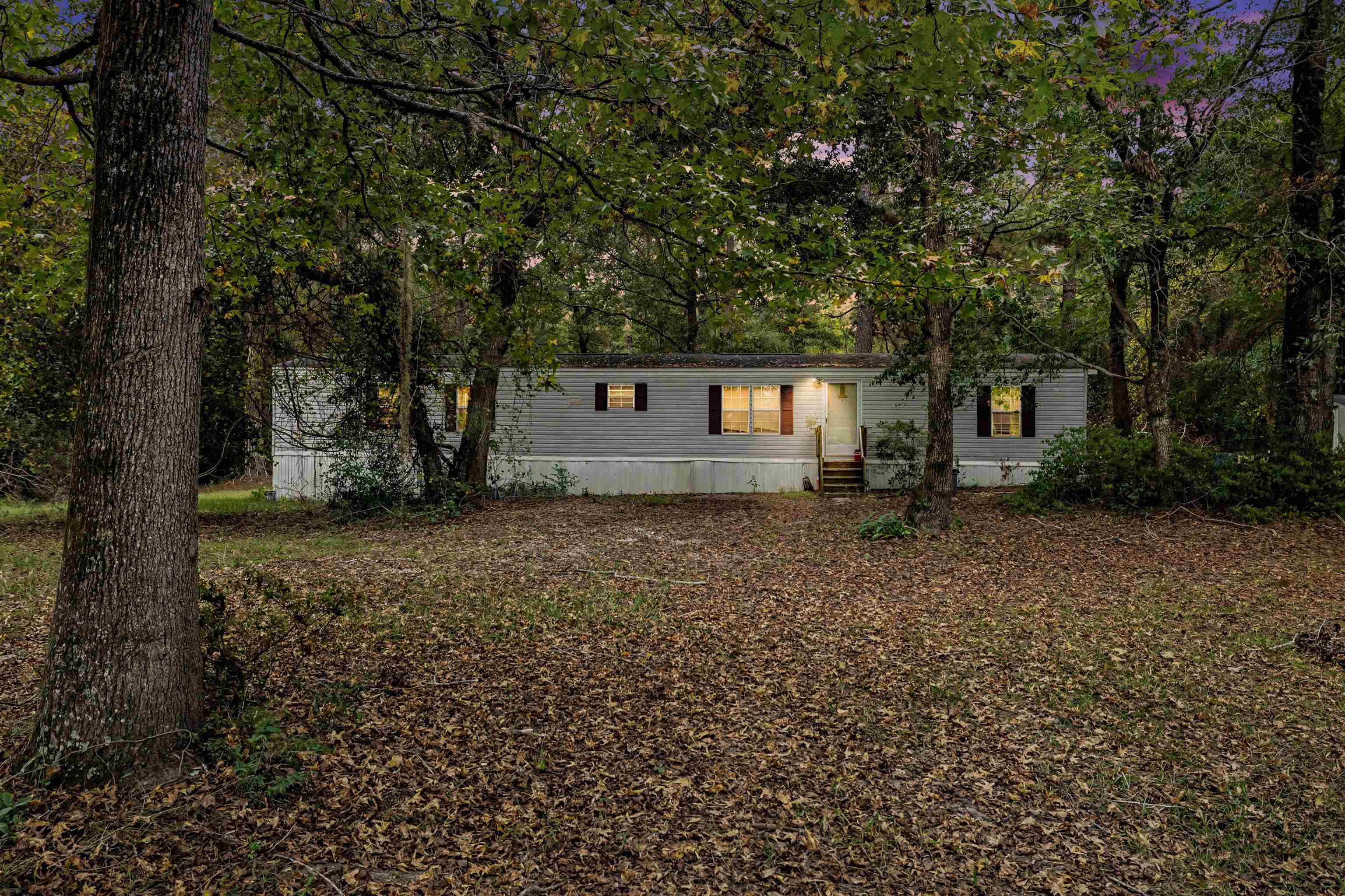 1068 Old River Rd. Property Photo 3