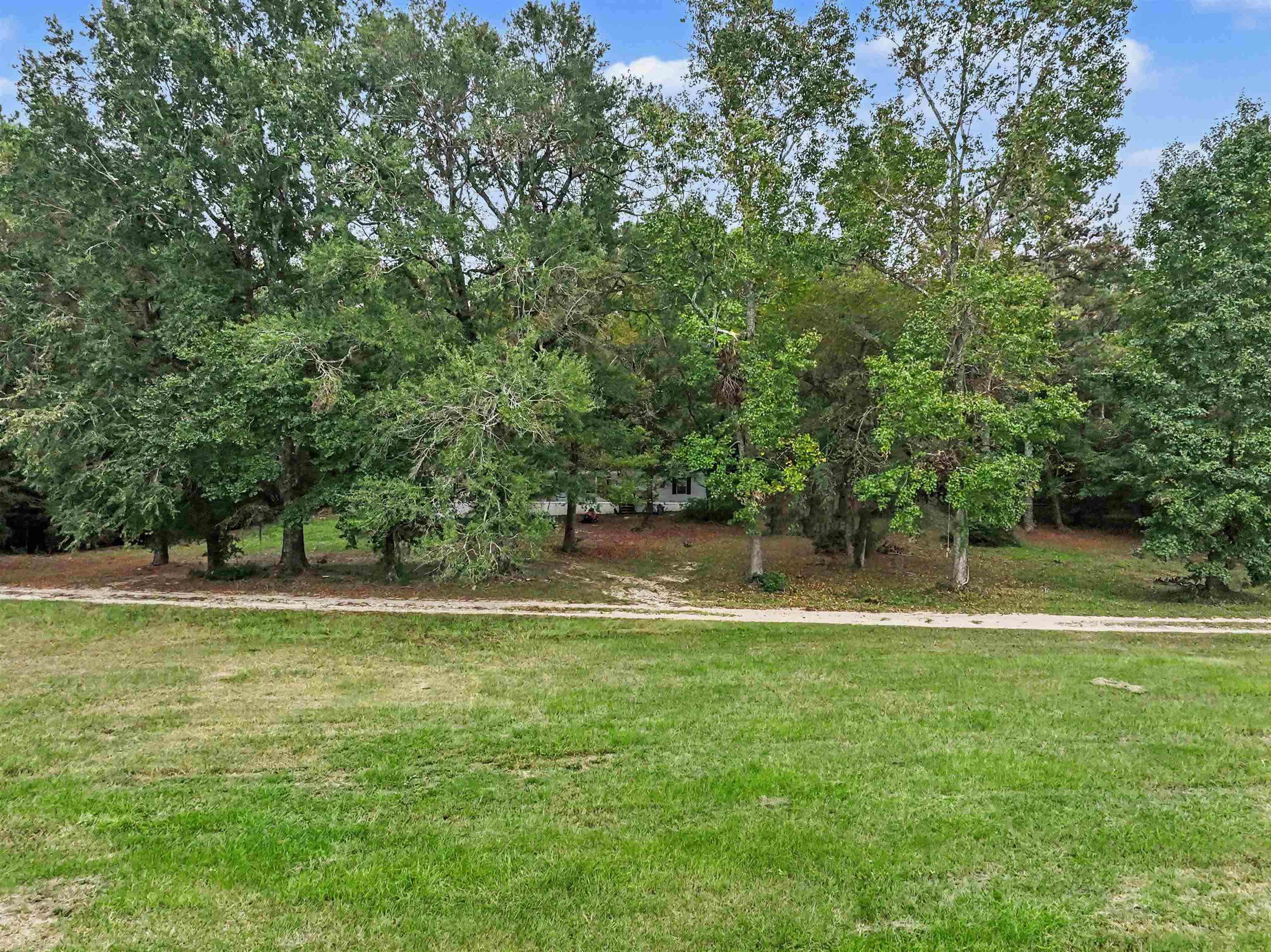 1068 Old River Rd. Property Photo 14