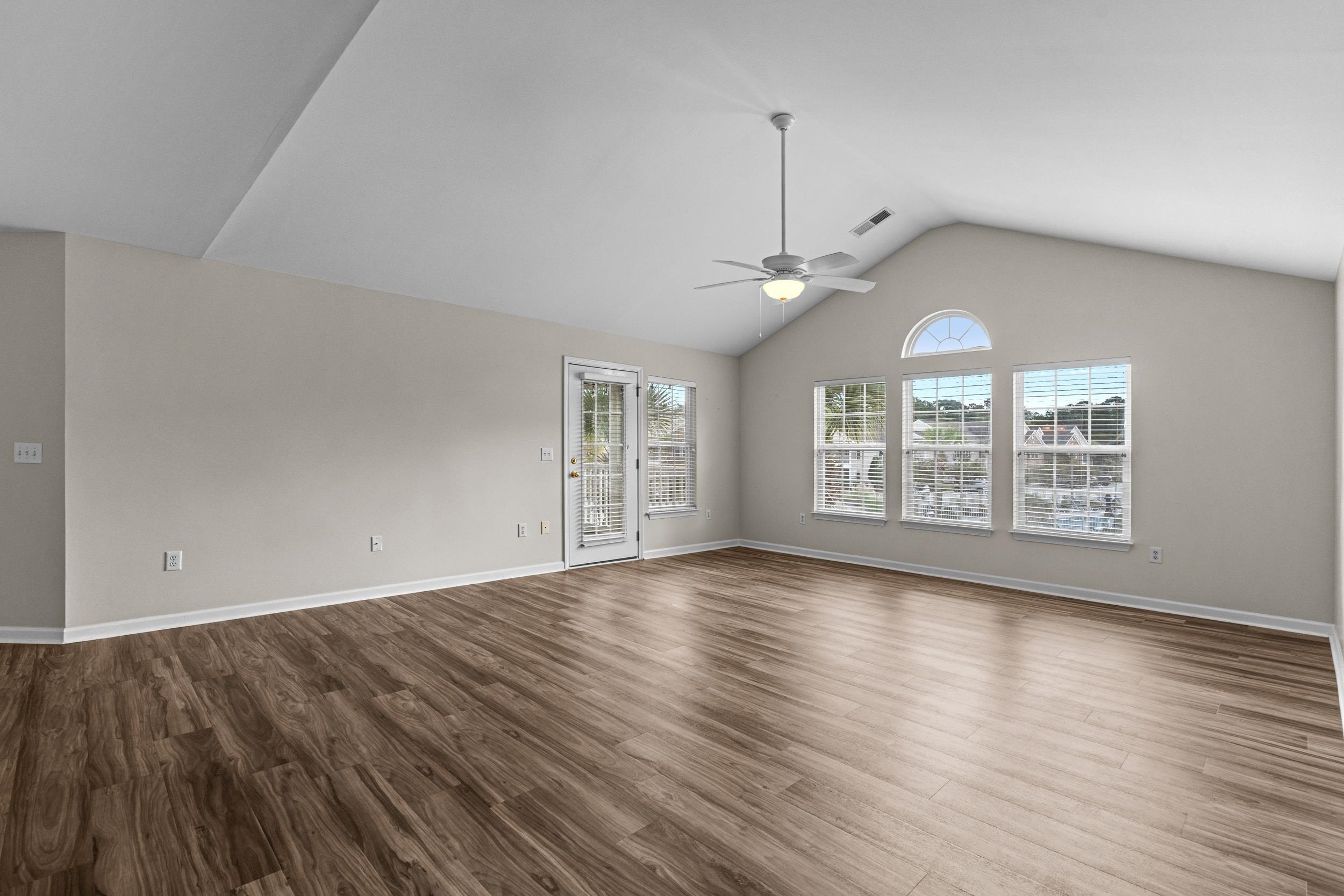 21 Pistachio Loop Property Photo 6