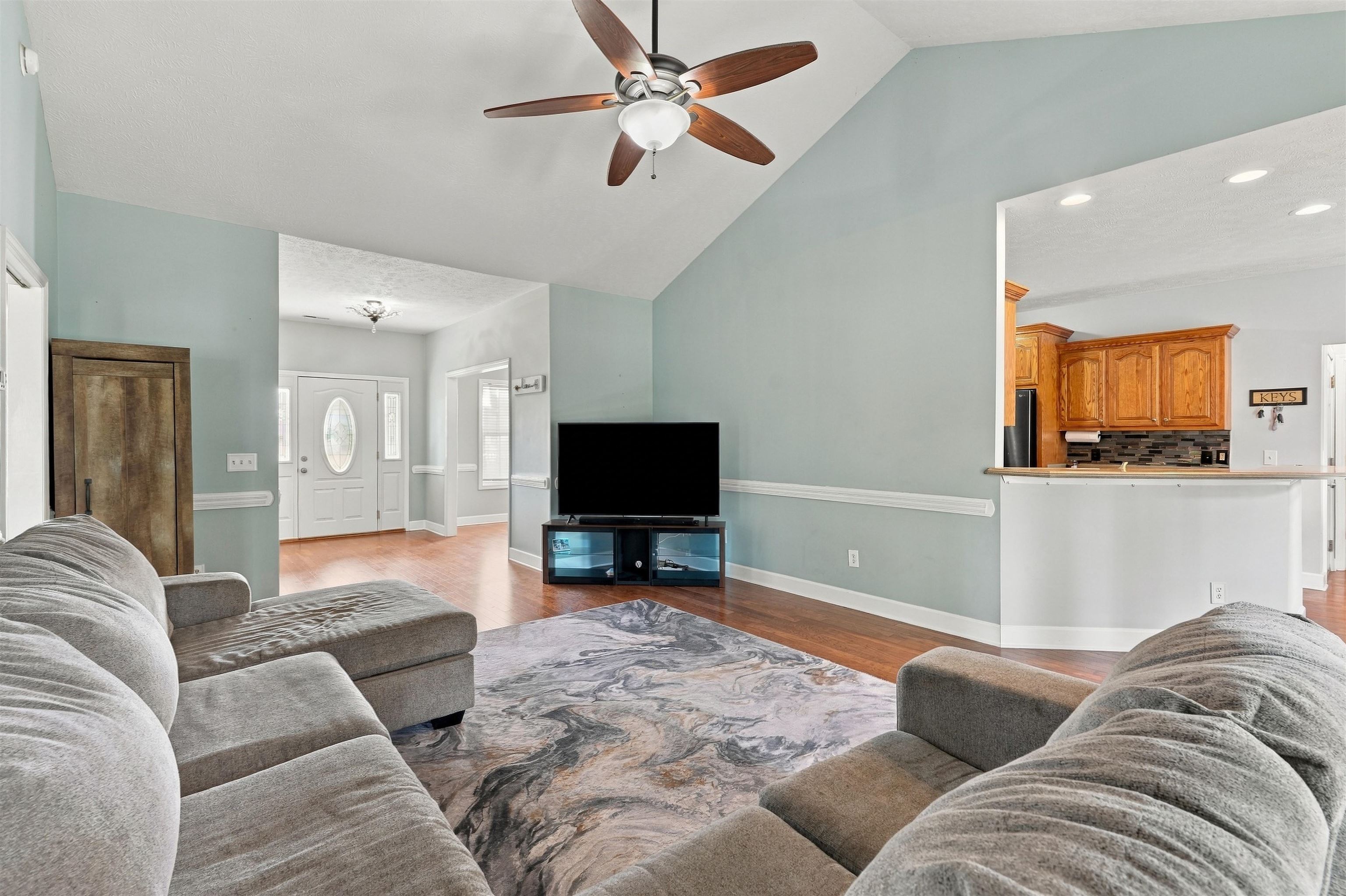 1606 Oak Lawn Dr. Property Photo 3