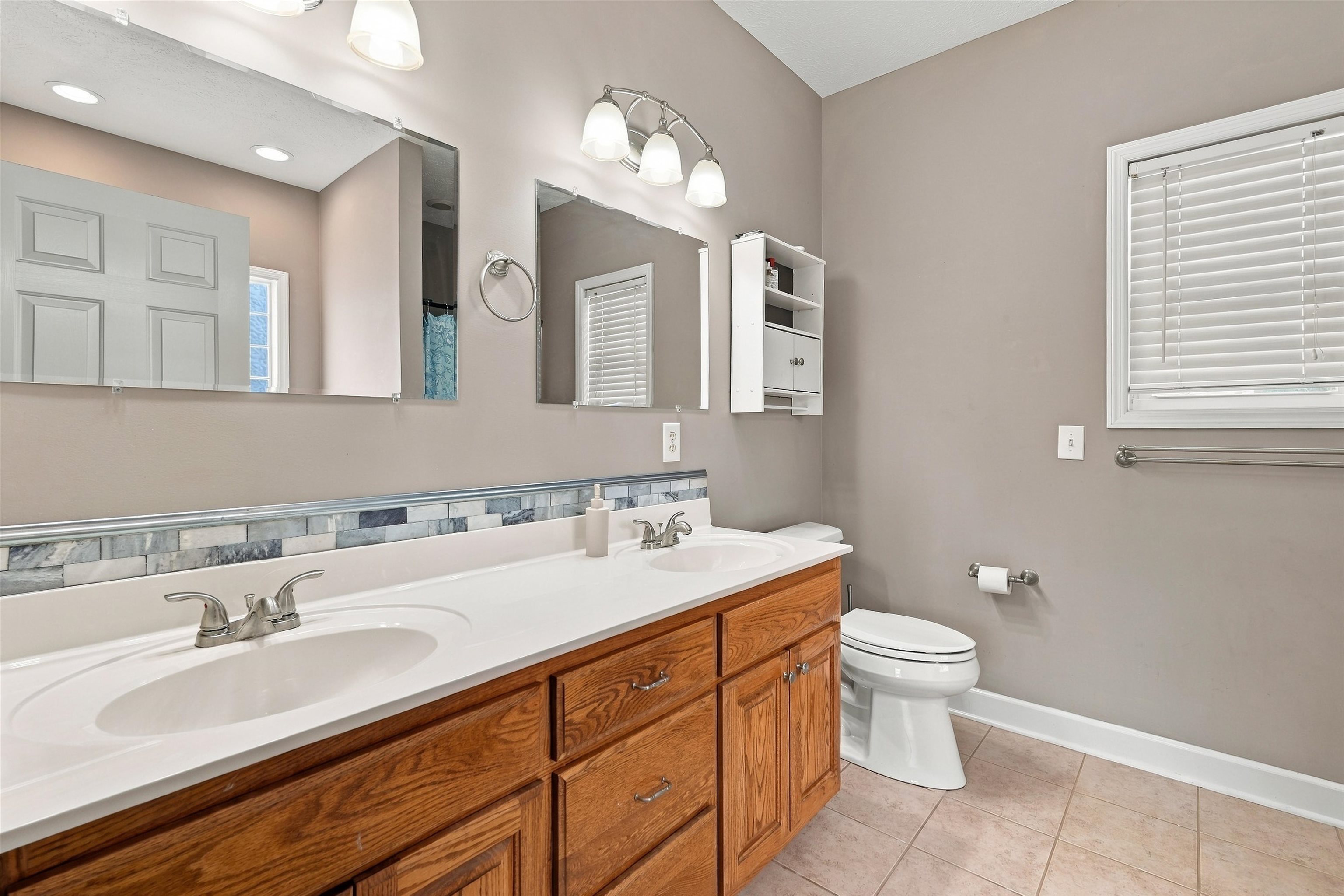 1606 Oak Lawn Dr. Property Photo 13