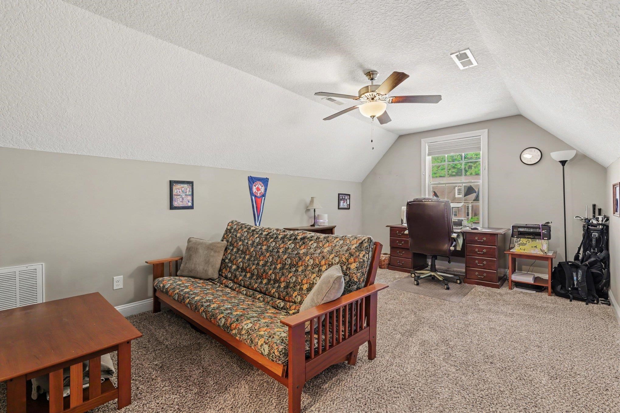 1039 Rosehaven Dr. Property Photo 25