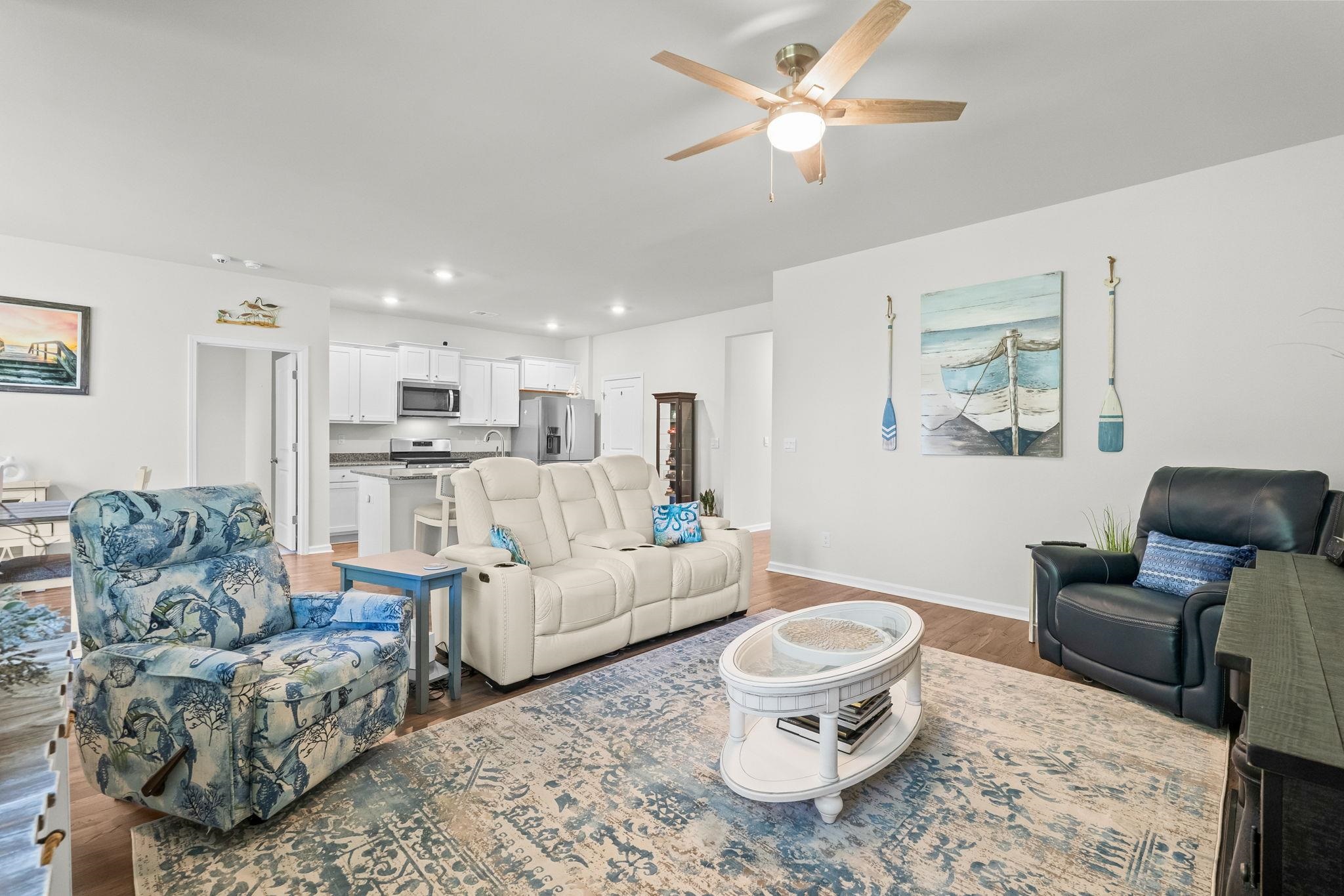 4001 Sweetspire Court Property Photo 10