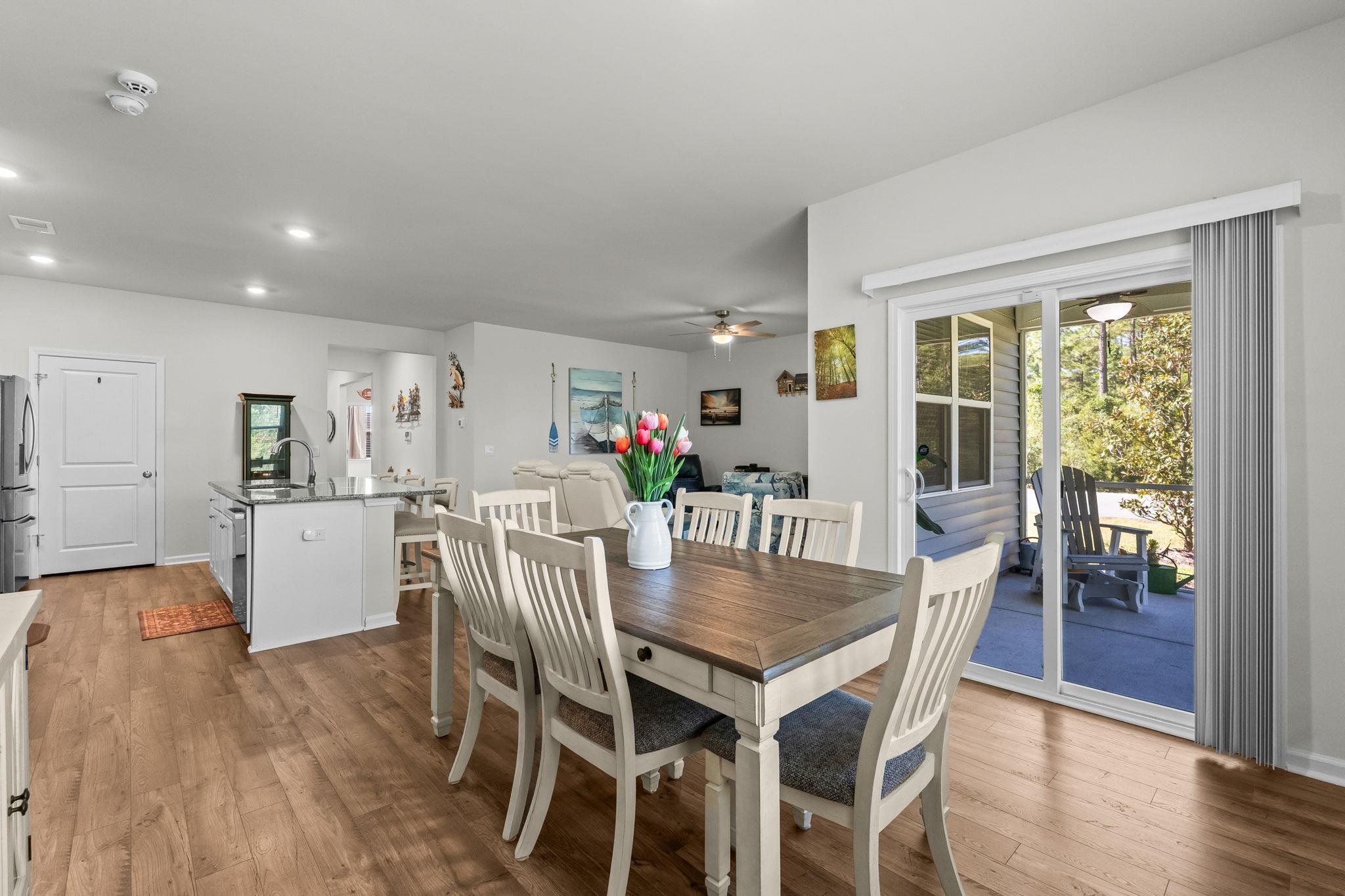 4001 Sweetspire Court Property Photo 22