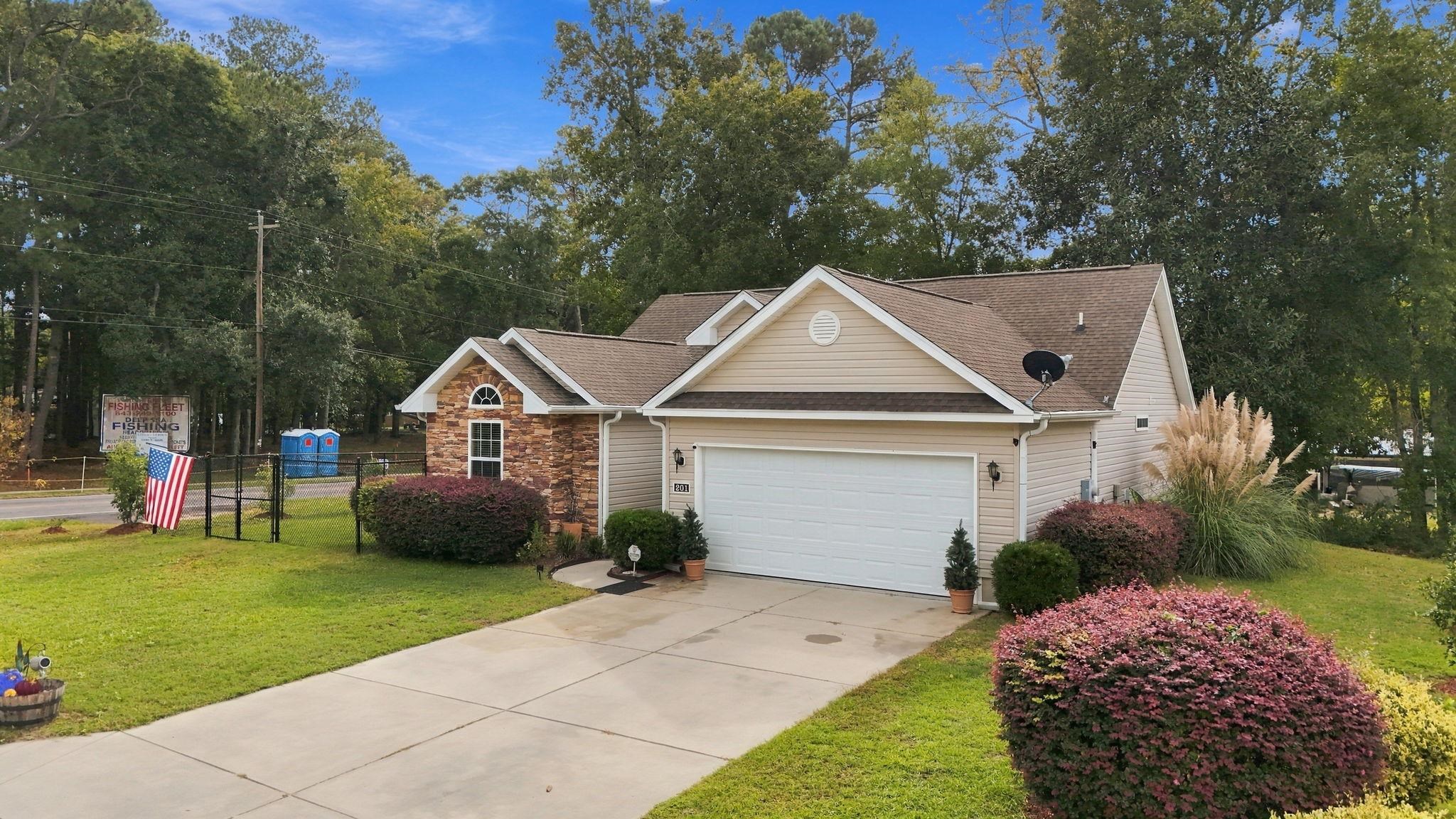 201 Riverbrook Dr. Property Photo 3