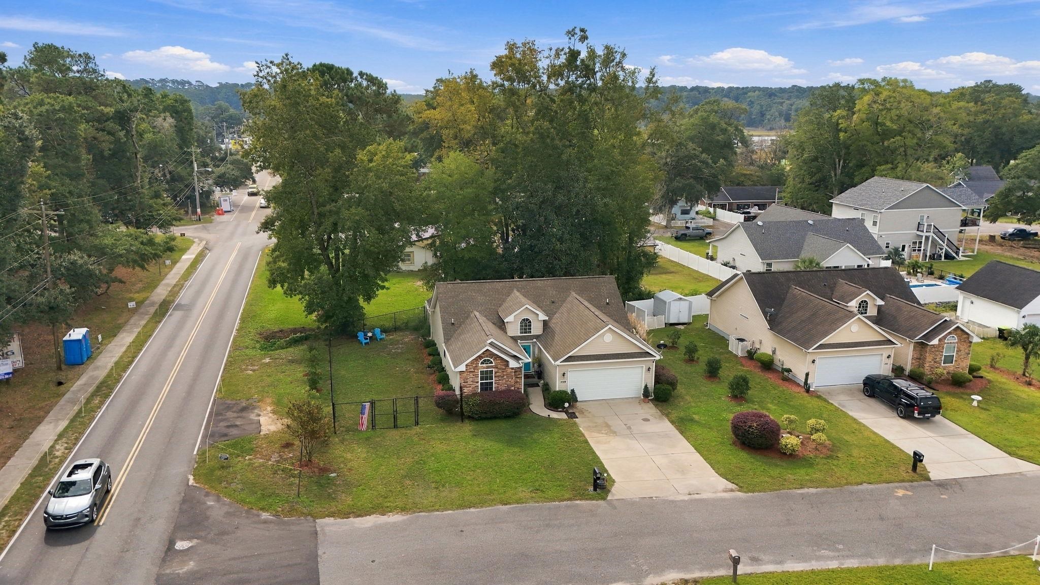 201 Riverbrook Dr. Property Photo 4