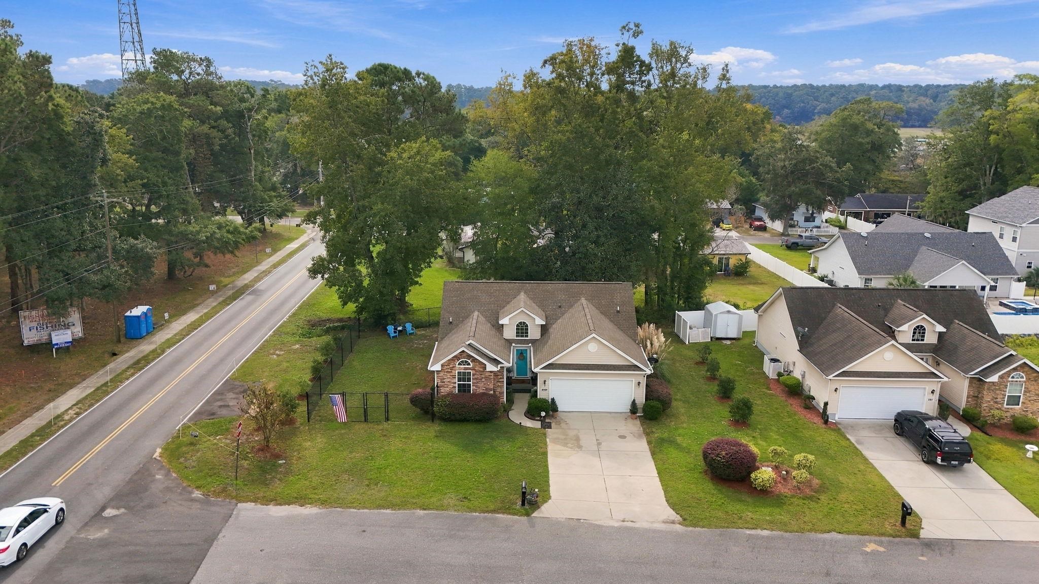 201 Riverbrook Dr. Property Photo 5
