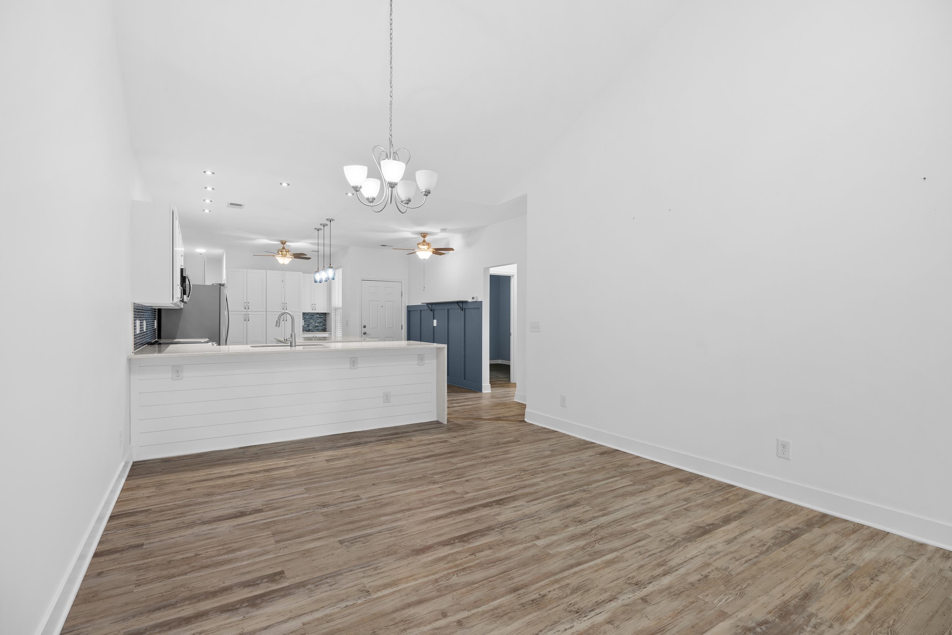 1533 Palmina Loop Property Photo 15