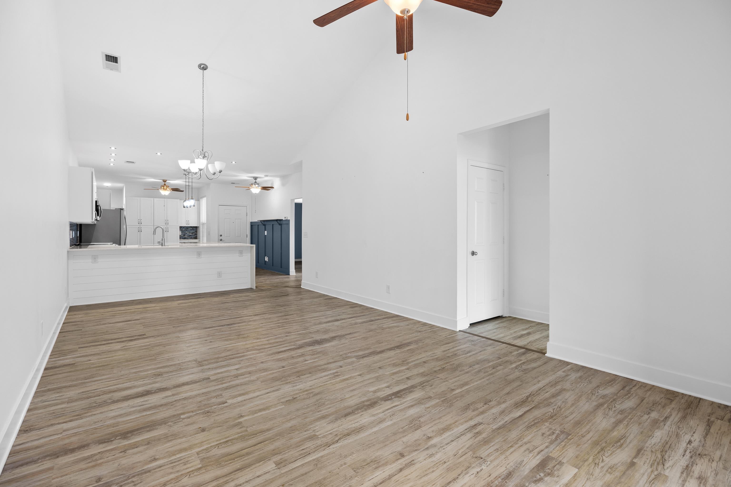 1533 Palmina Loop Property Photo 16