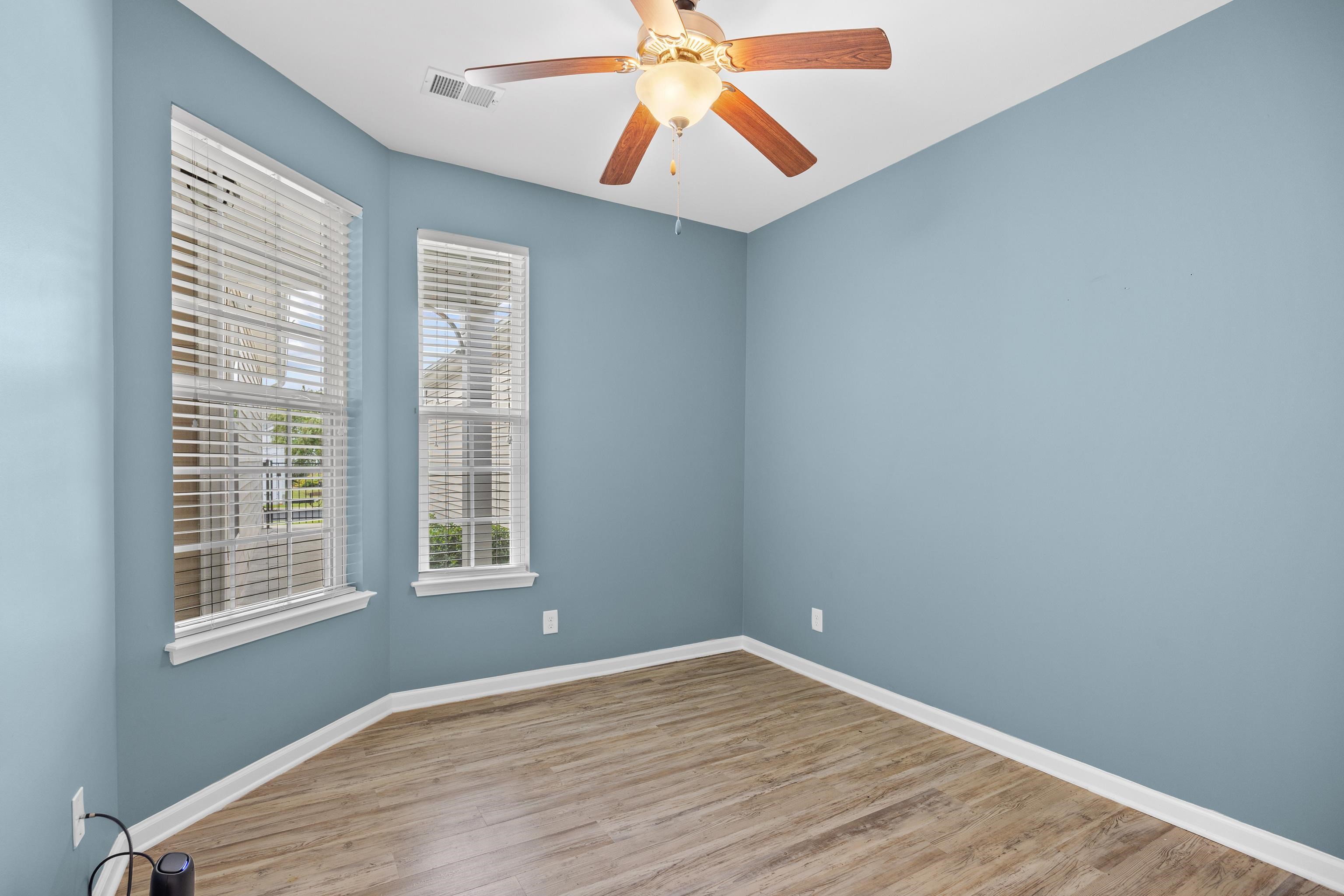 1533 Palmina Loop Property Photo 27