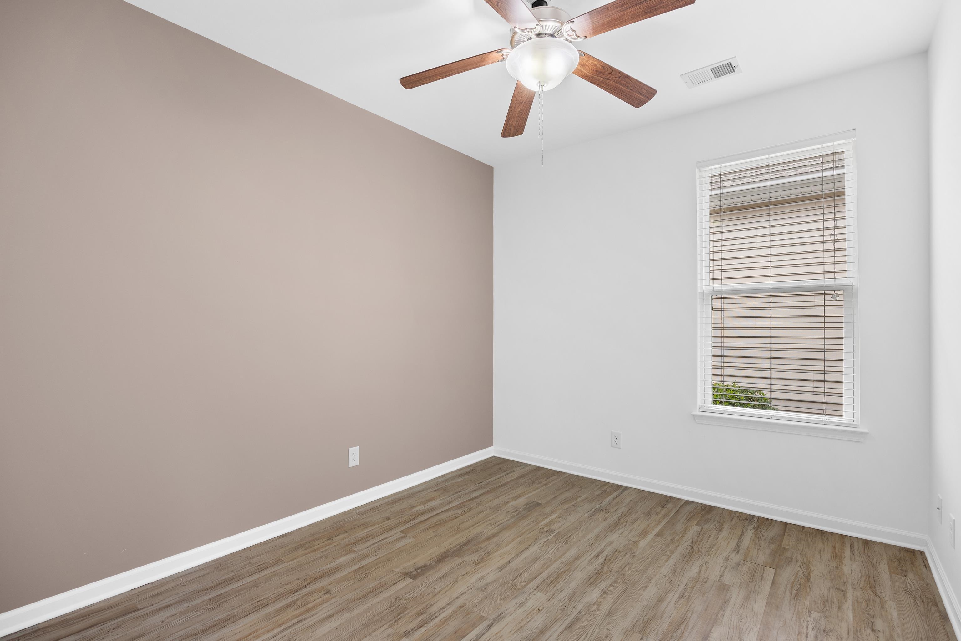1533 Palmina Loop Property Photo 30