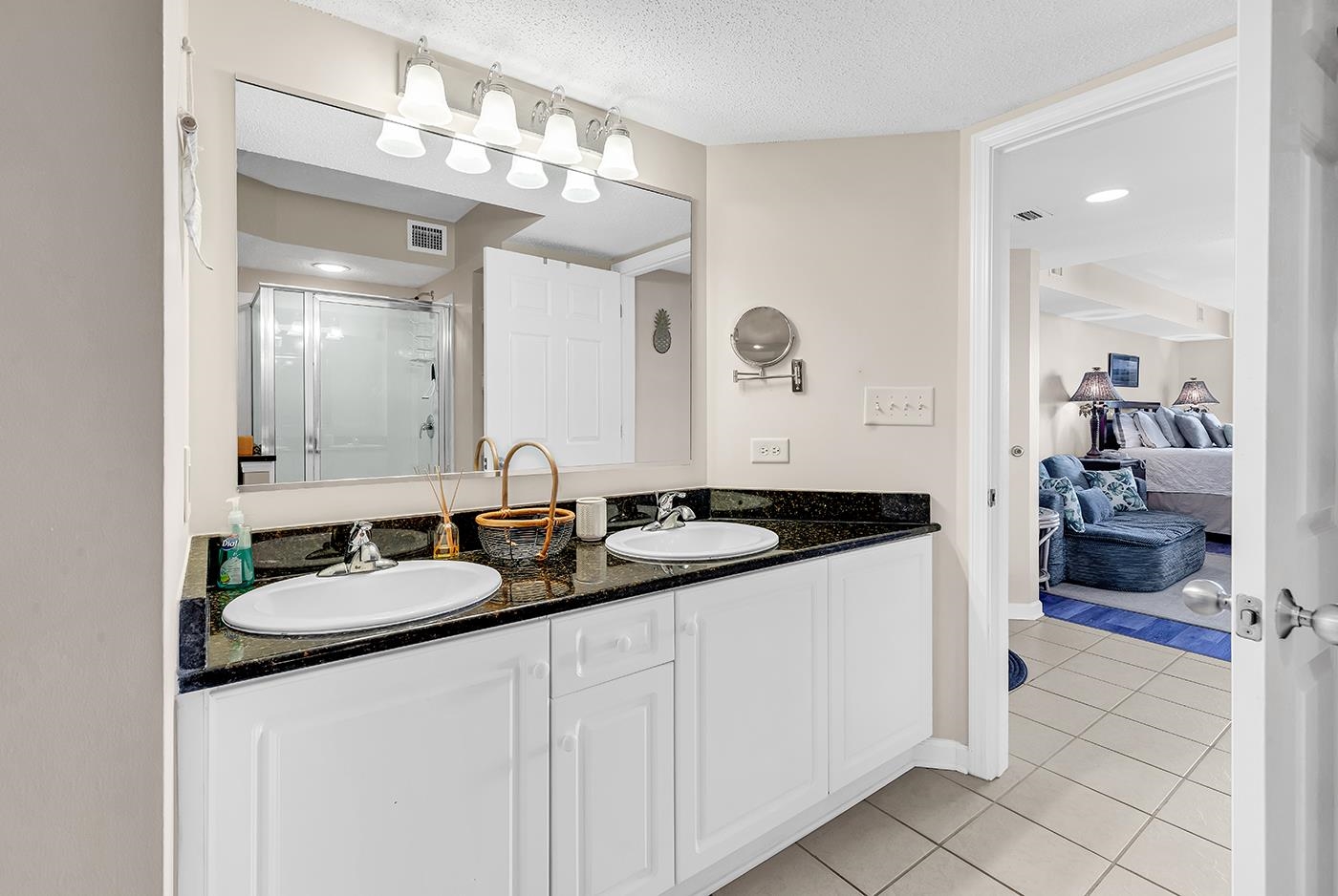 2151 Bridgeview Ct. Property Photo 20