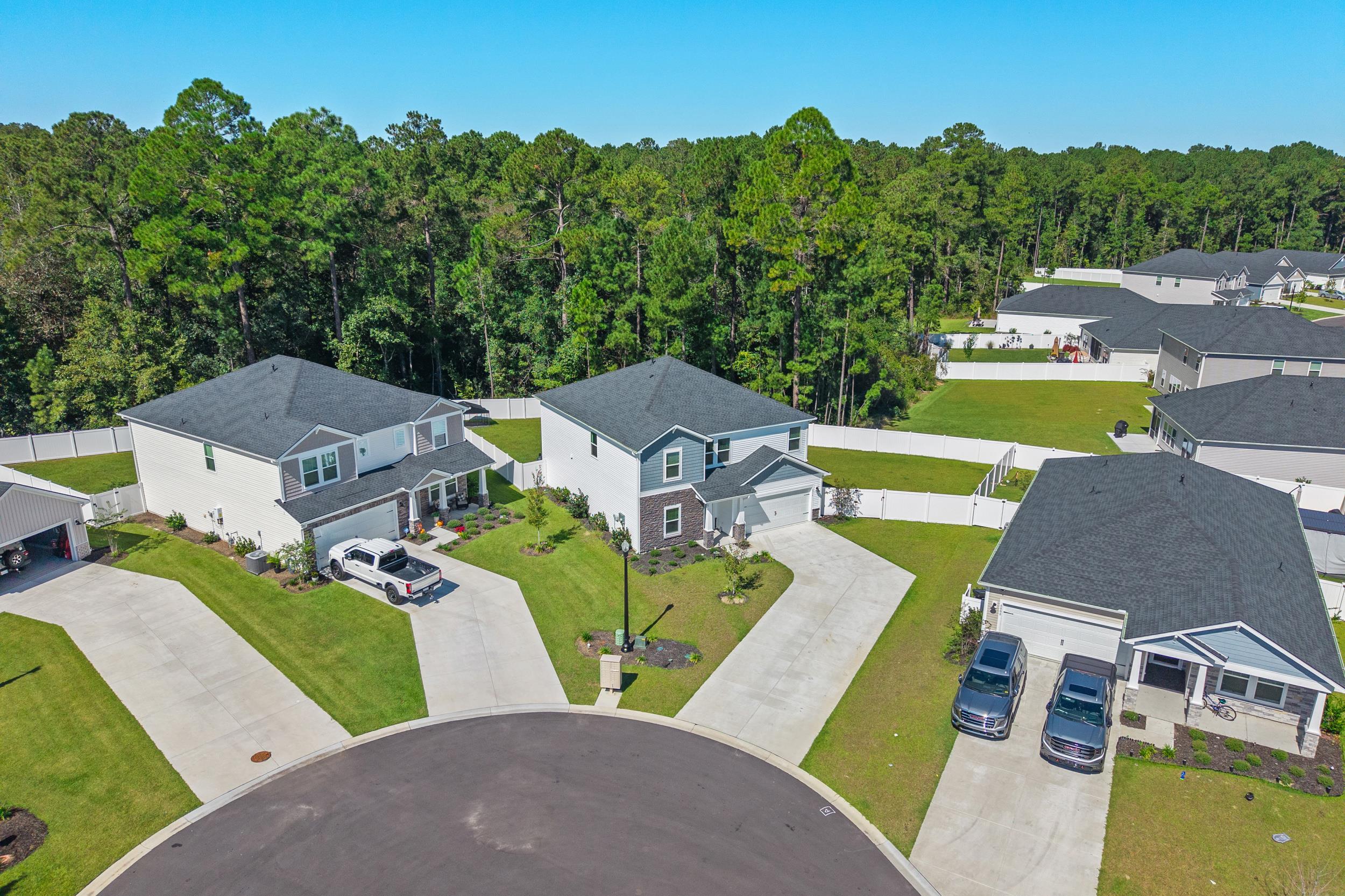 6014 Mandrake Ct. Property Photo 2