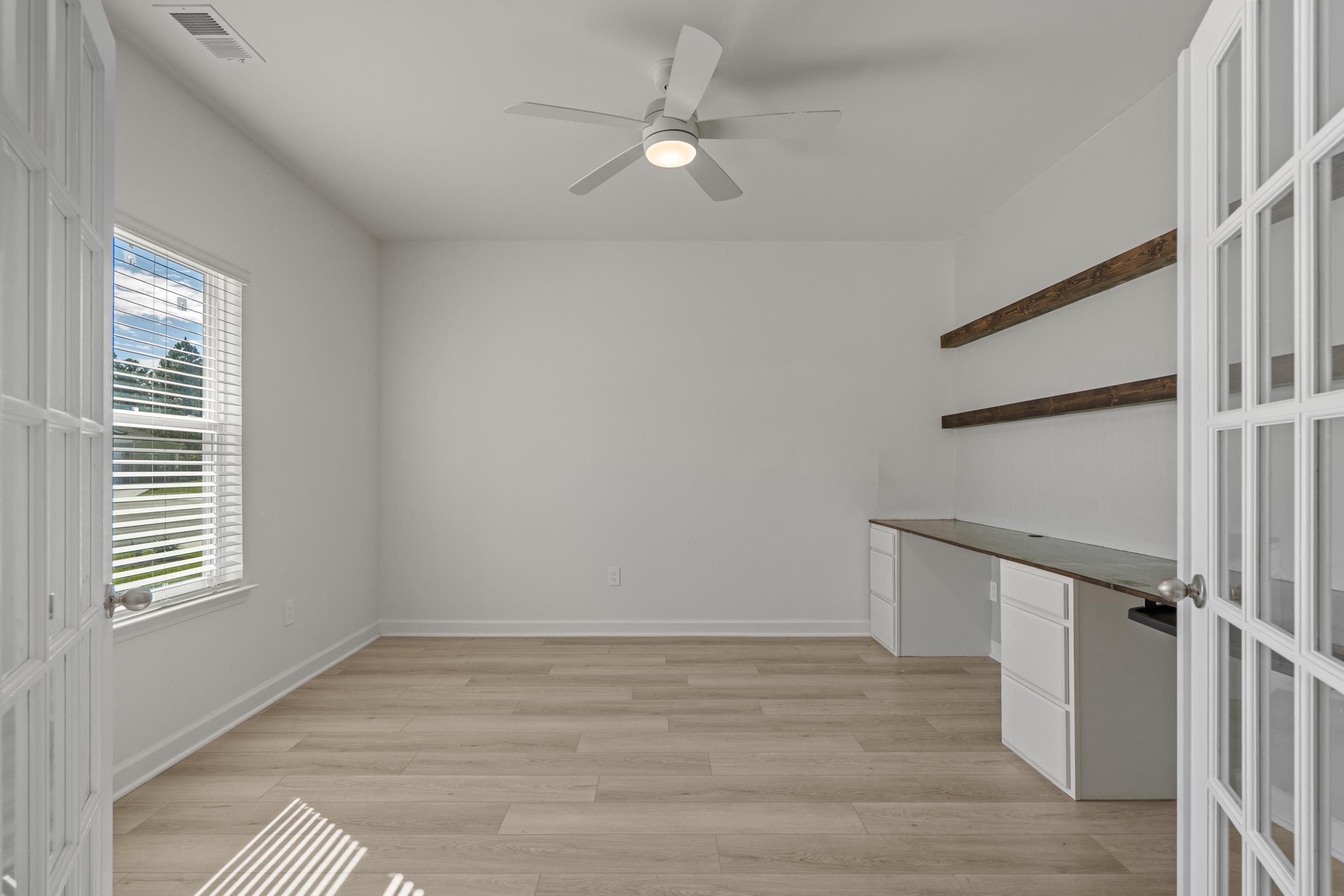 6014 Mandrake Ct. Property Photo 9