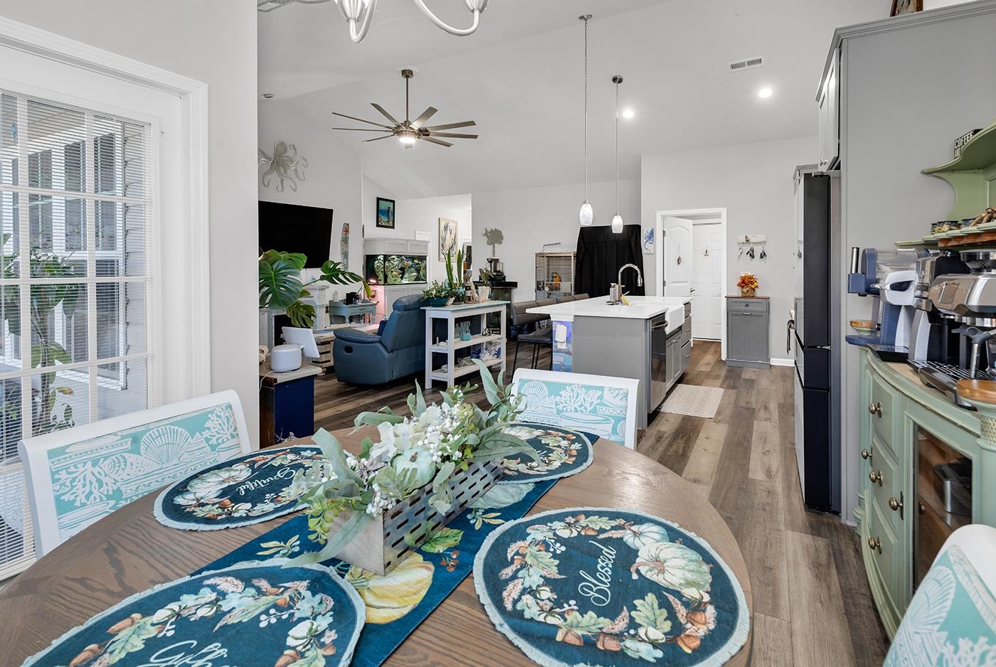 312 Lifestyle Court Property Photo 14