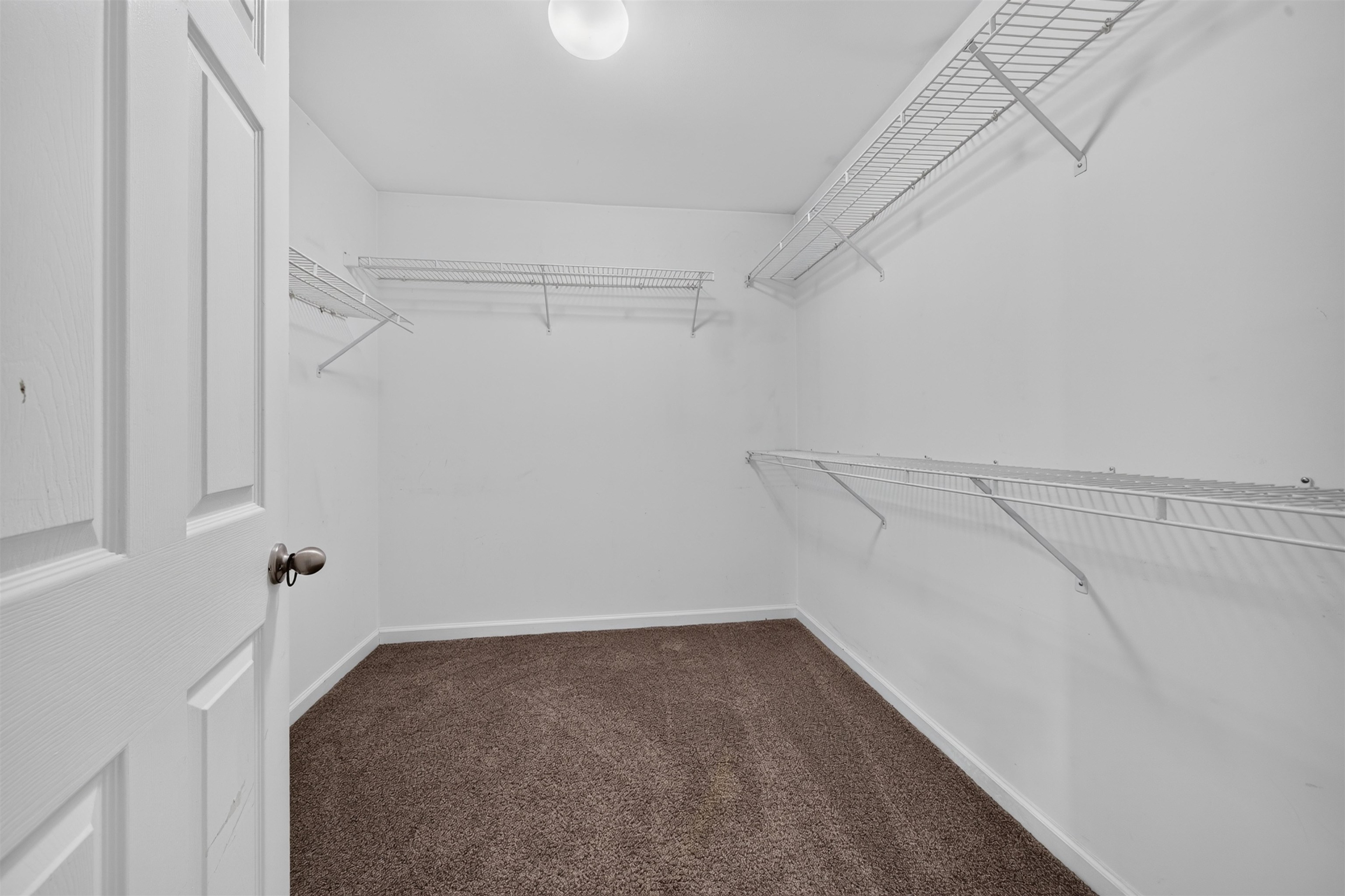 208 Pipers Ln. Property Photo 15
