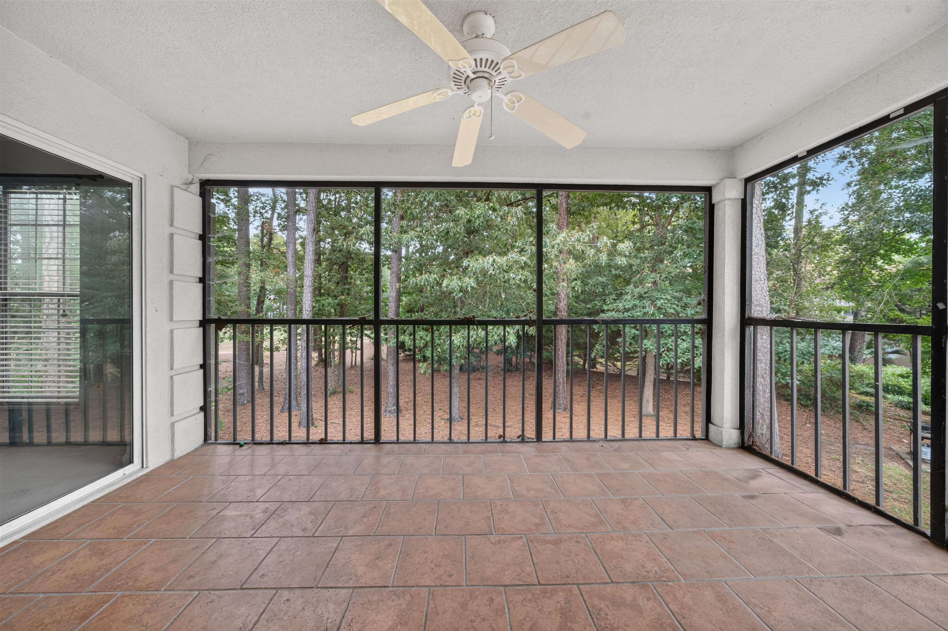 208 Pipers Ln. Property Photo 22