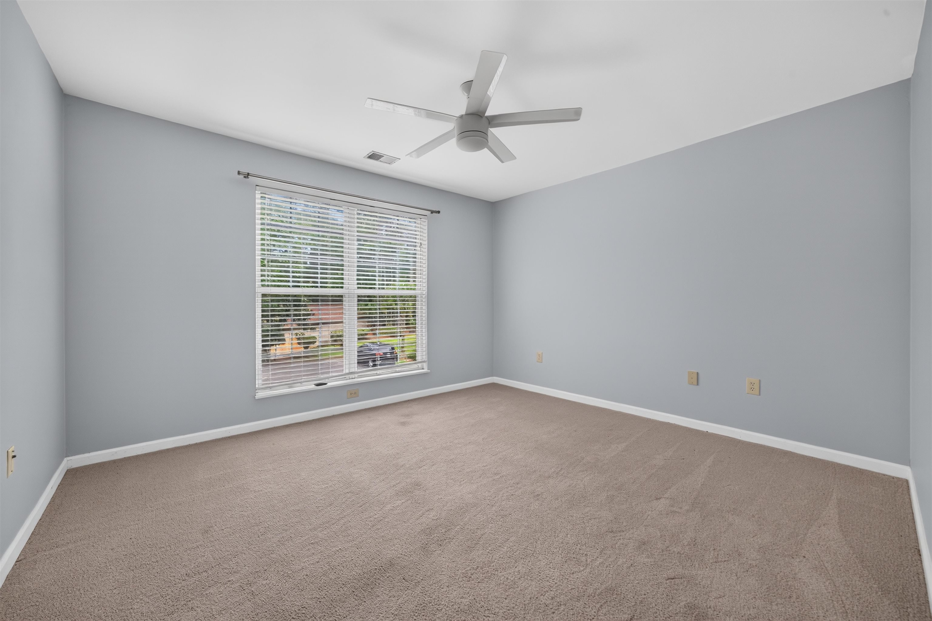 208 Pipers Ln. Property Photo 24