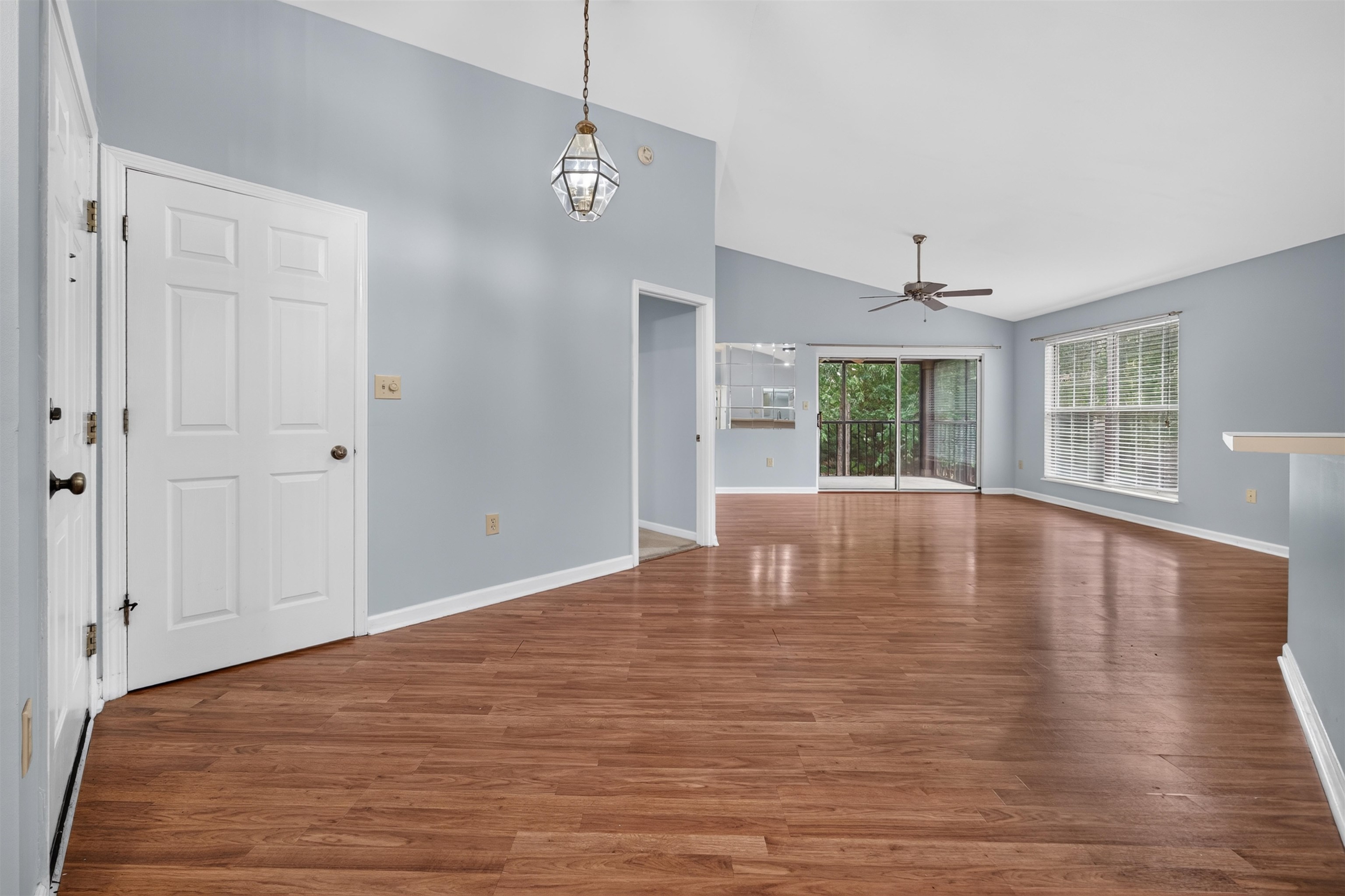 208 Pipers Ln. Property Photo 34