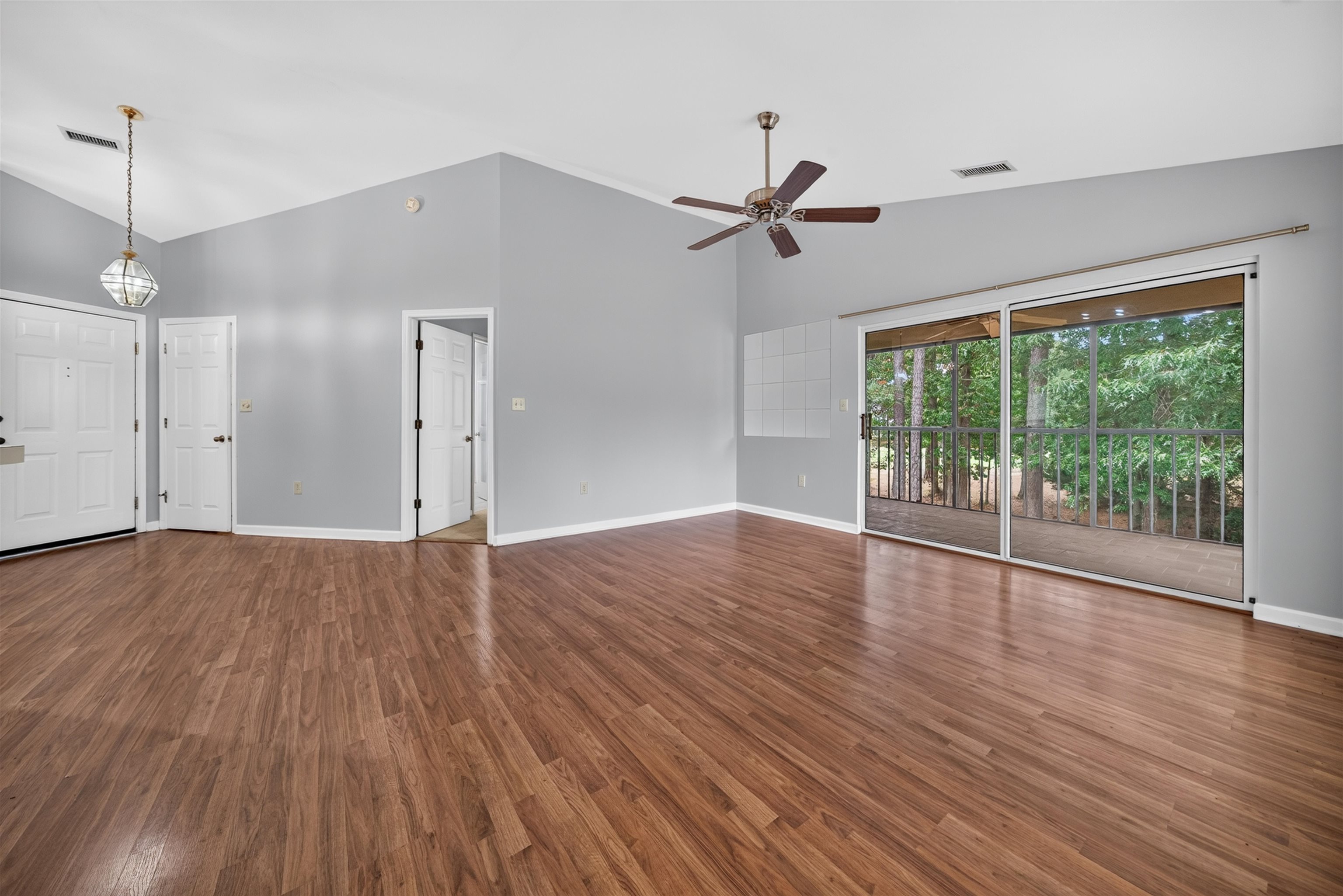 208 Pipers Ln. Property Photo 35