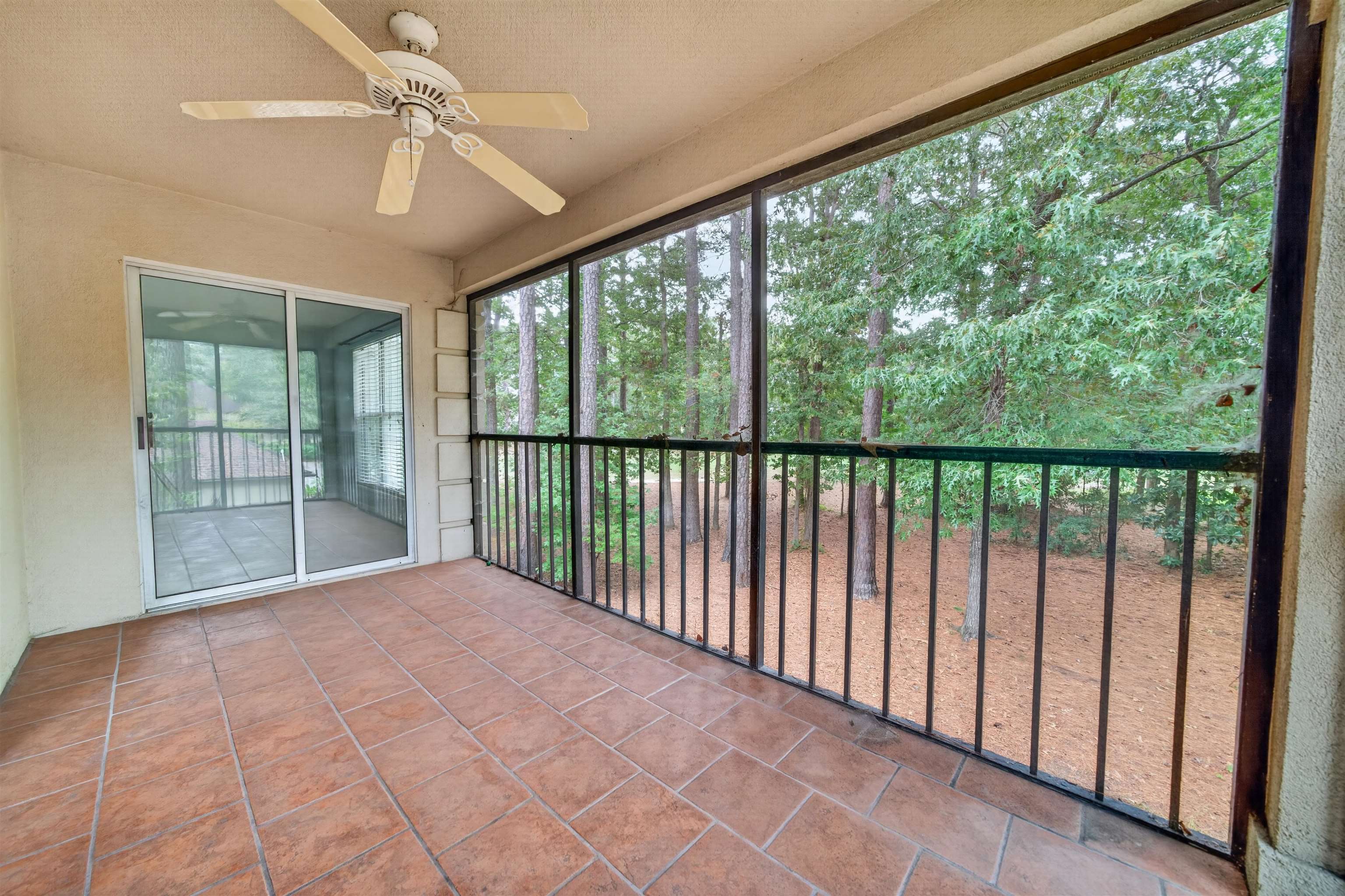 208 Pipers Ln. Property Photo 38