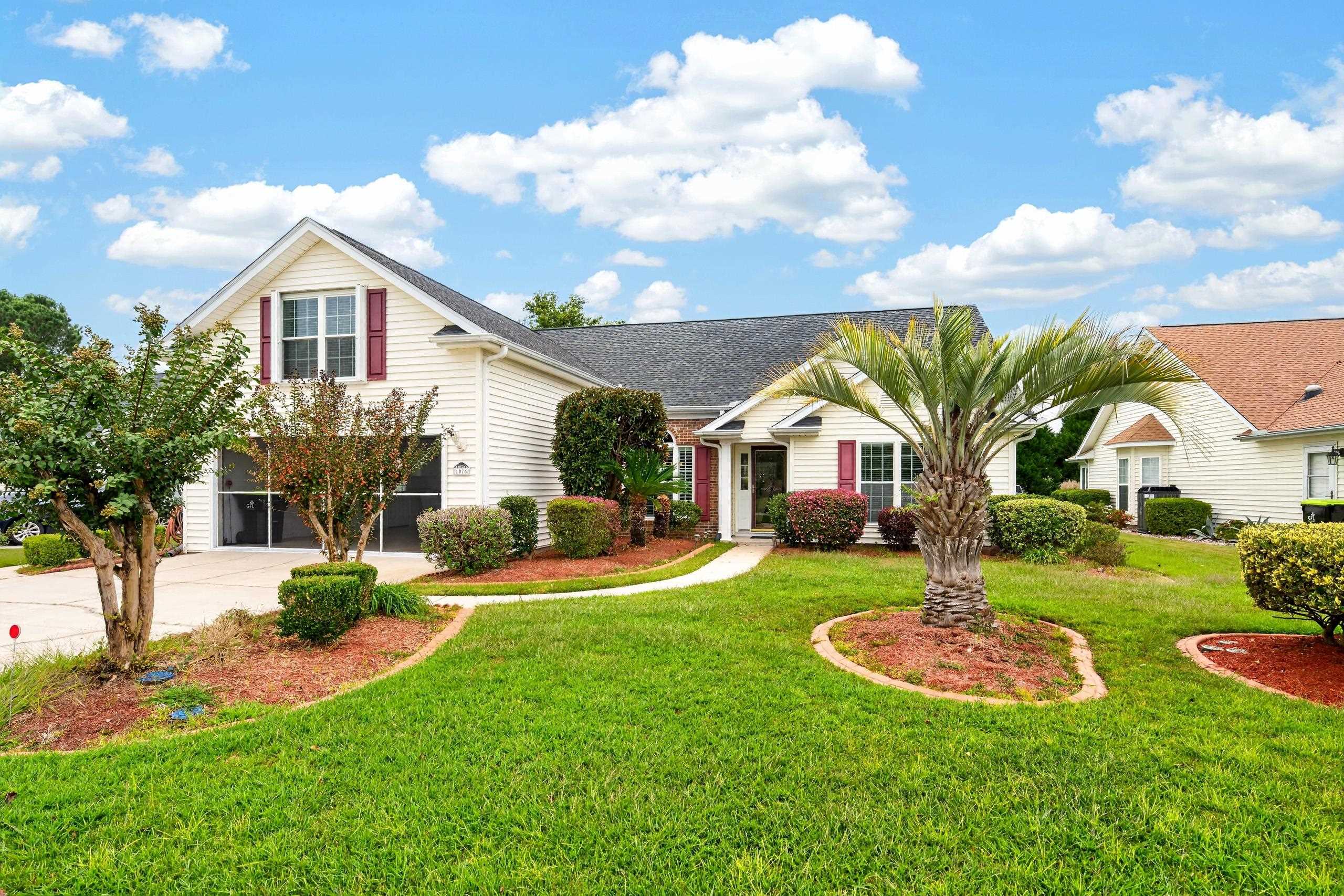 1076 Vestry Dr. Property Photo 3