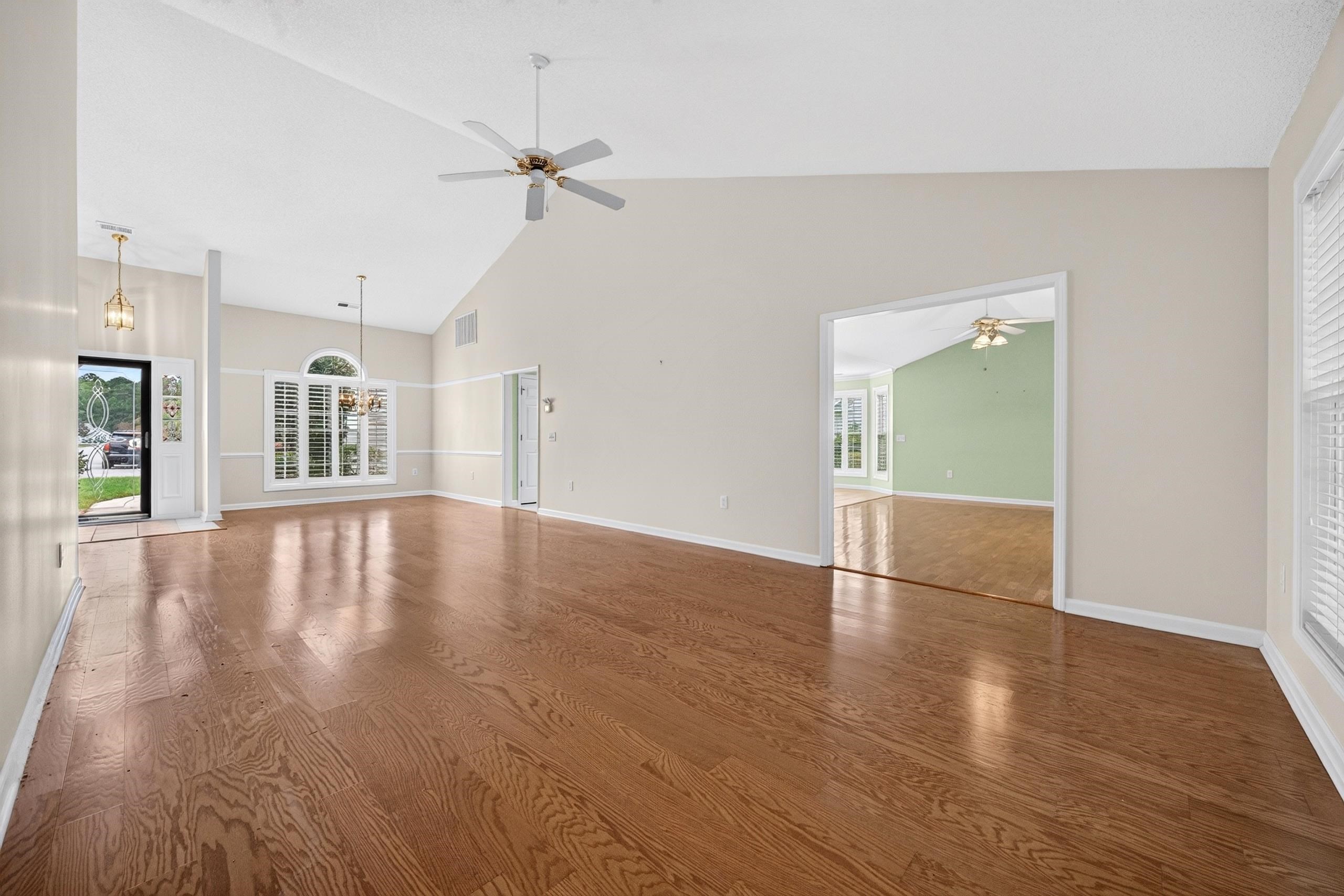 1076 Vestry Dr. Property Photo 10