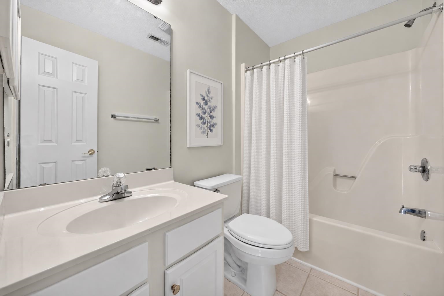1076 Vestry Dr. Property Photo 38